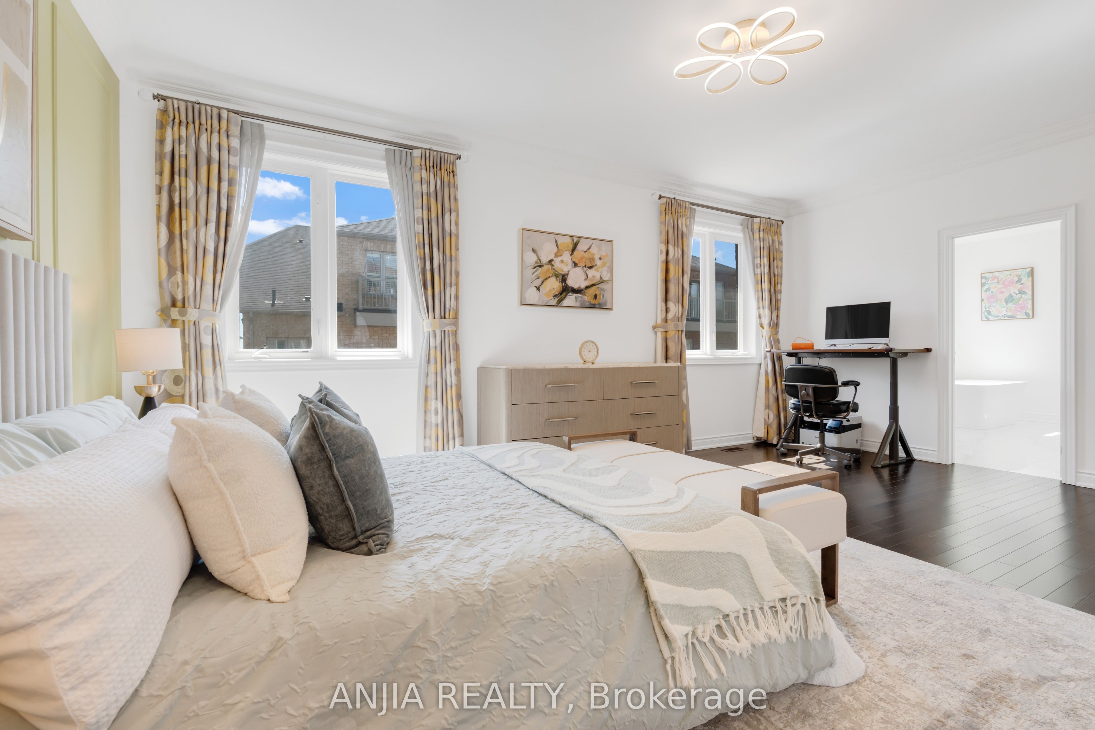 9 Mario Avenue Property Photo 18