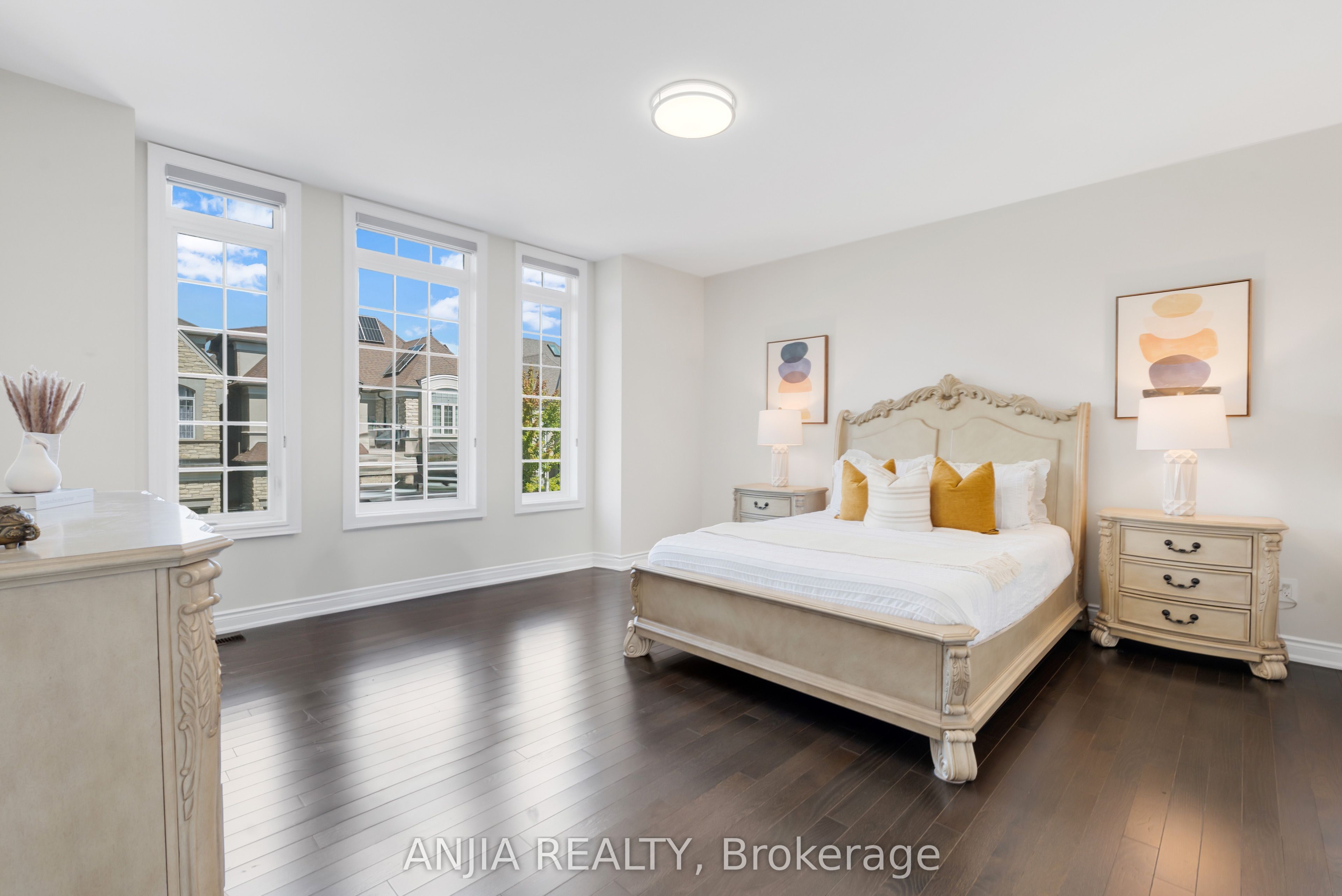 9 Mario Avenue Property Photo 24