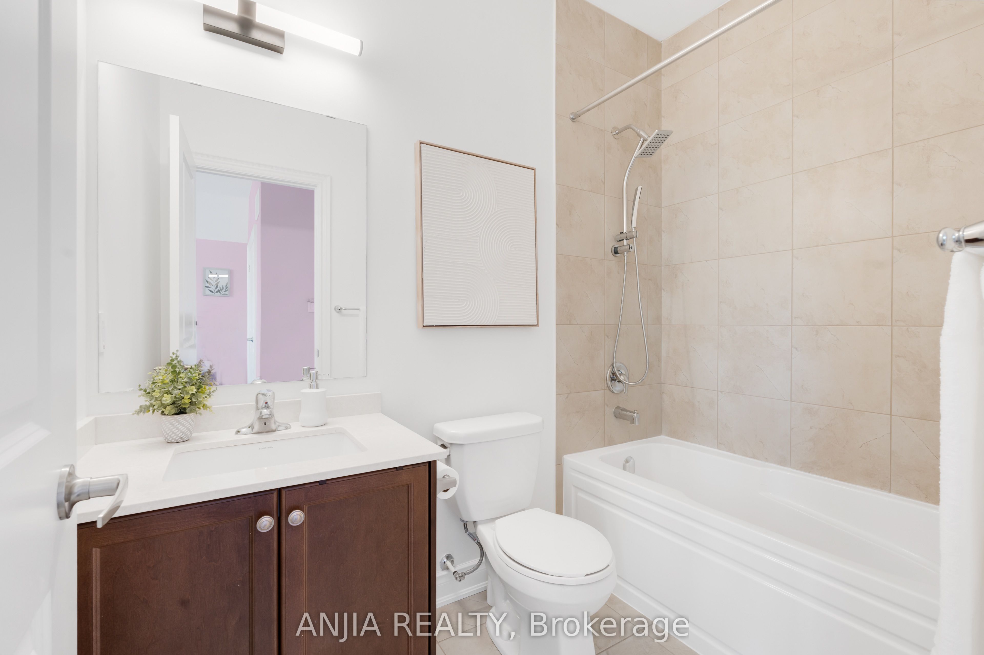 9 Mario Avenue Property Photo 27