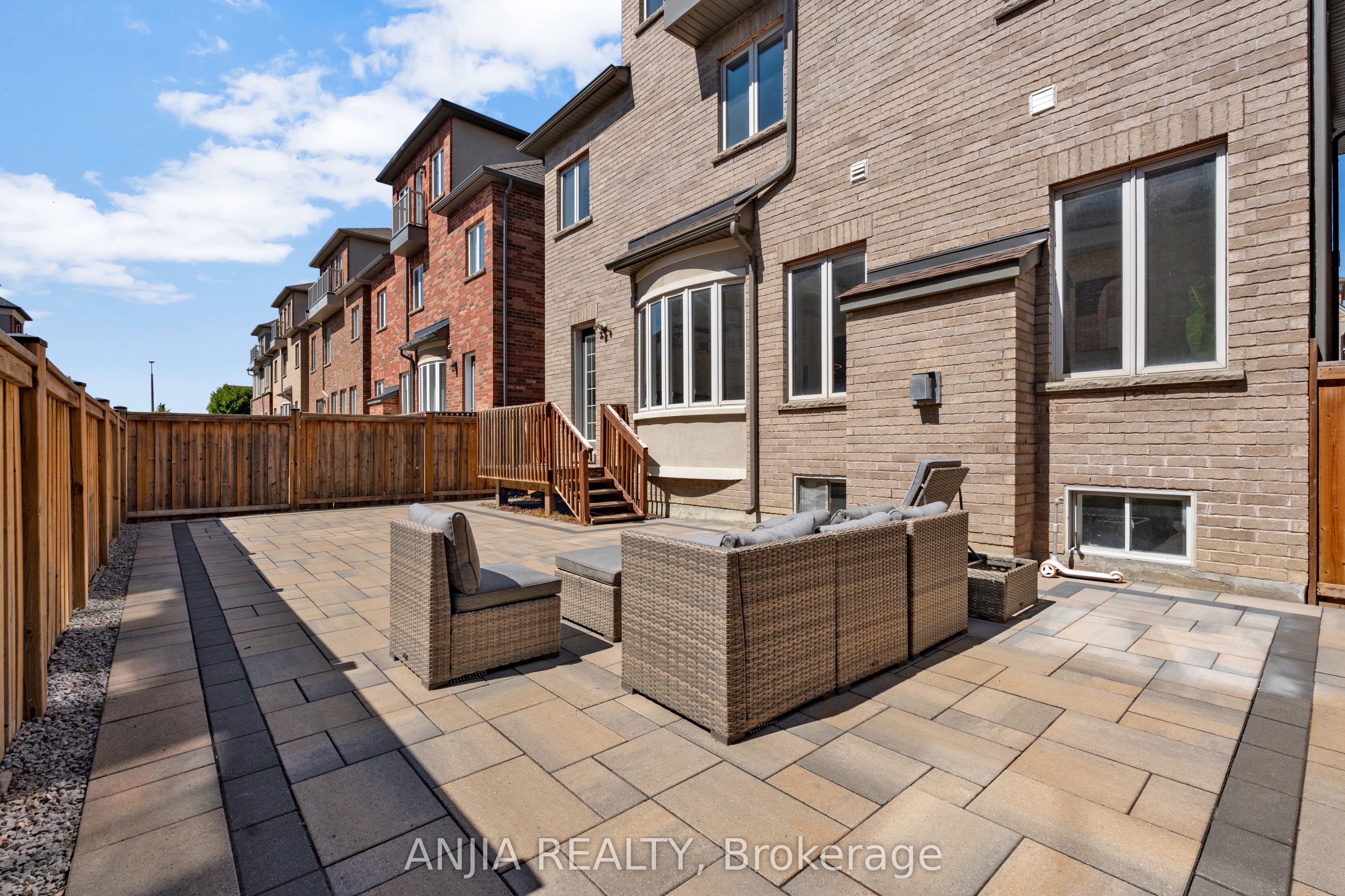 9 Mario Avenue Property Photo 41