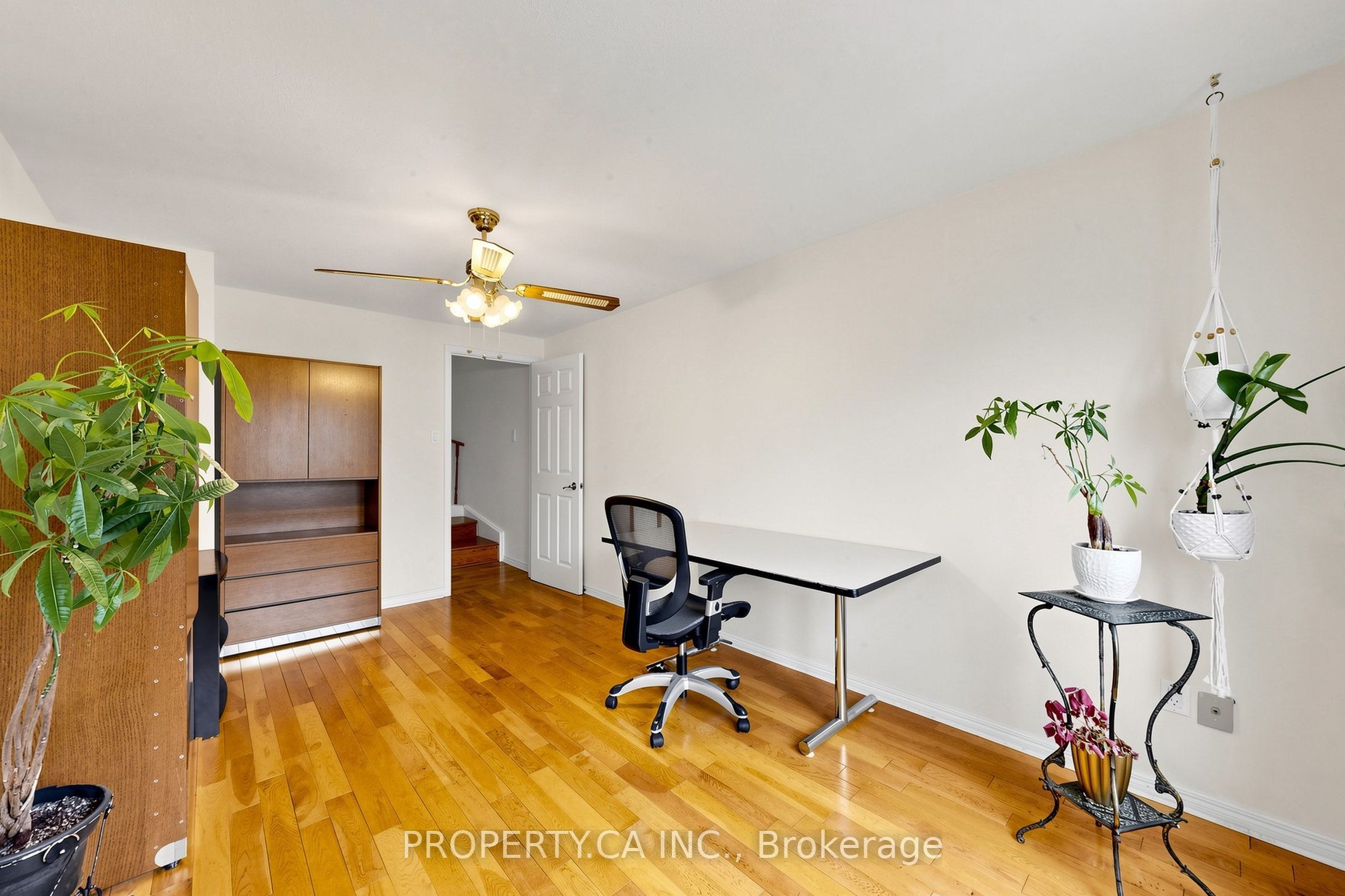 80 Peter Andrew Crescent Property Photo 18
