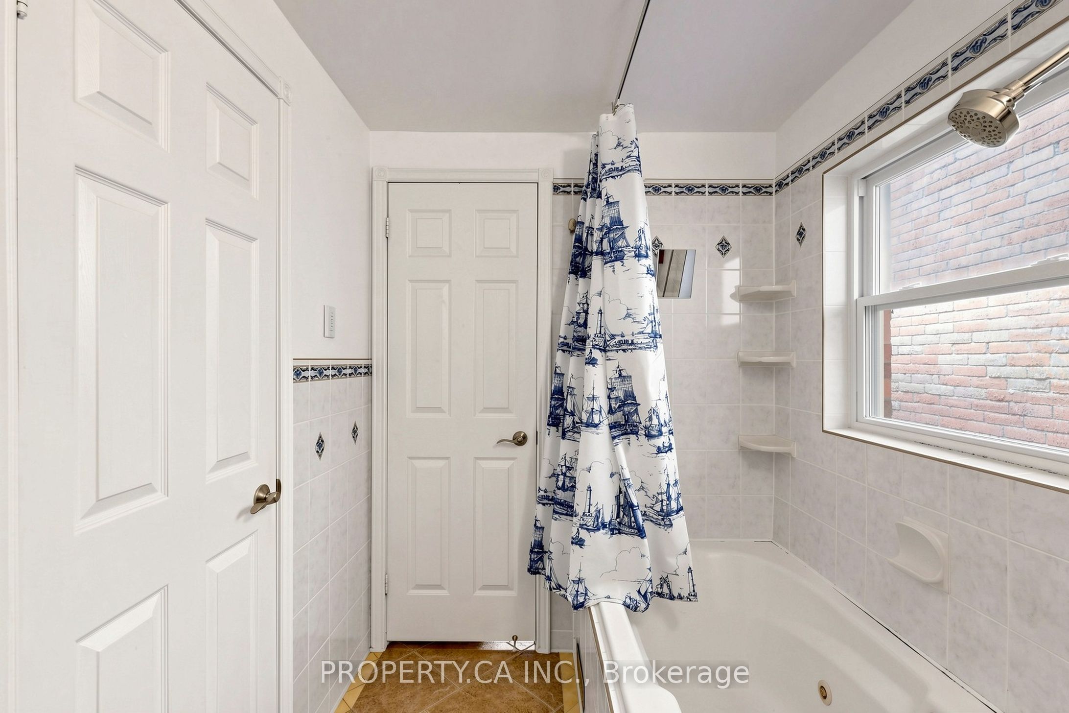 80 Peter Andrew Crescent Property Photo 22