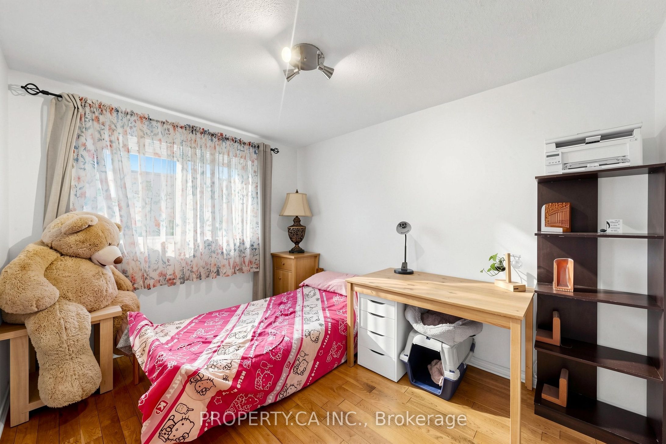 80 Peter Andrew Crescent Property Photo 25