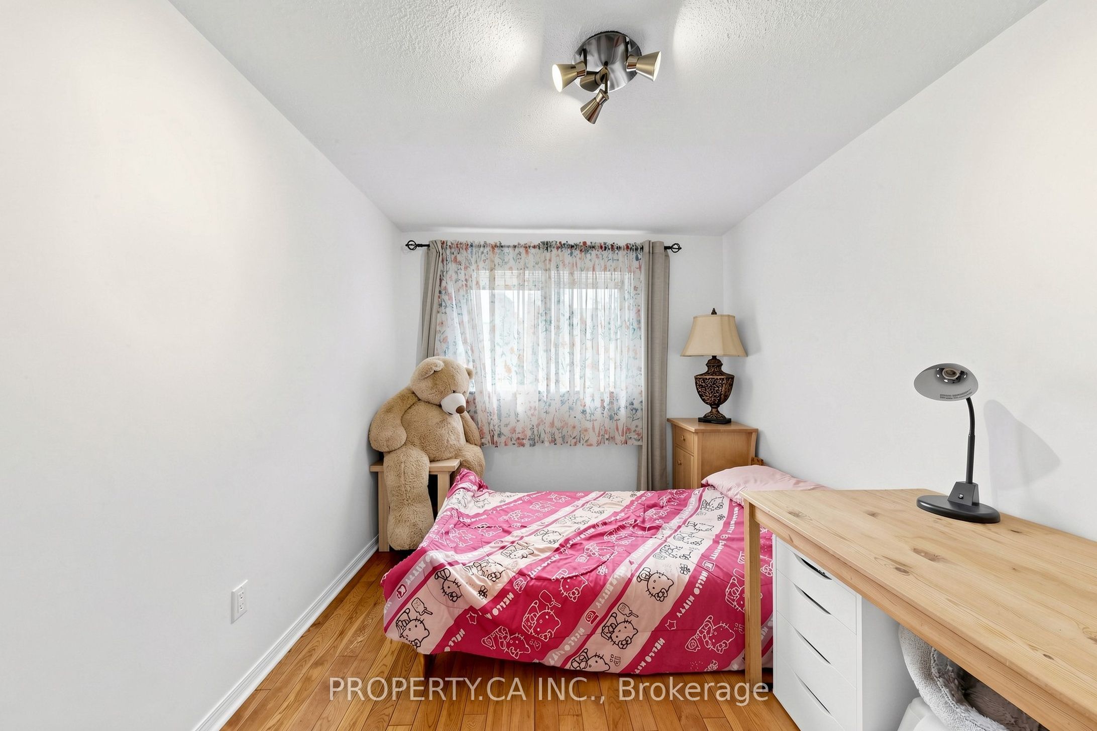80 Peter Andrew Crescent Property Photo 26