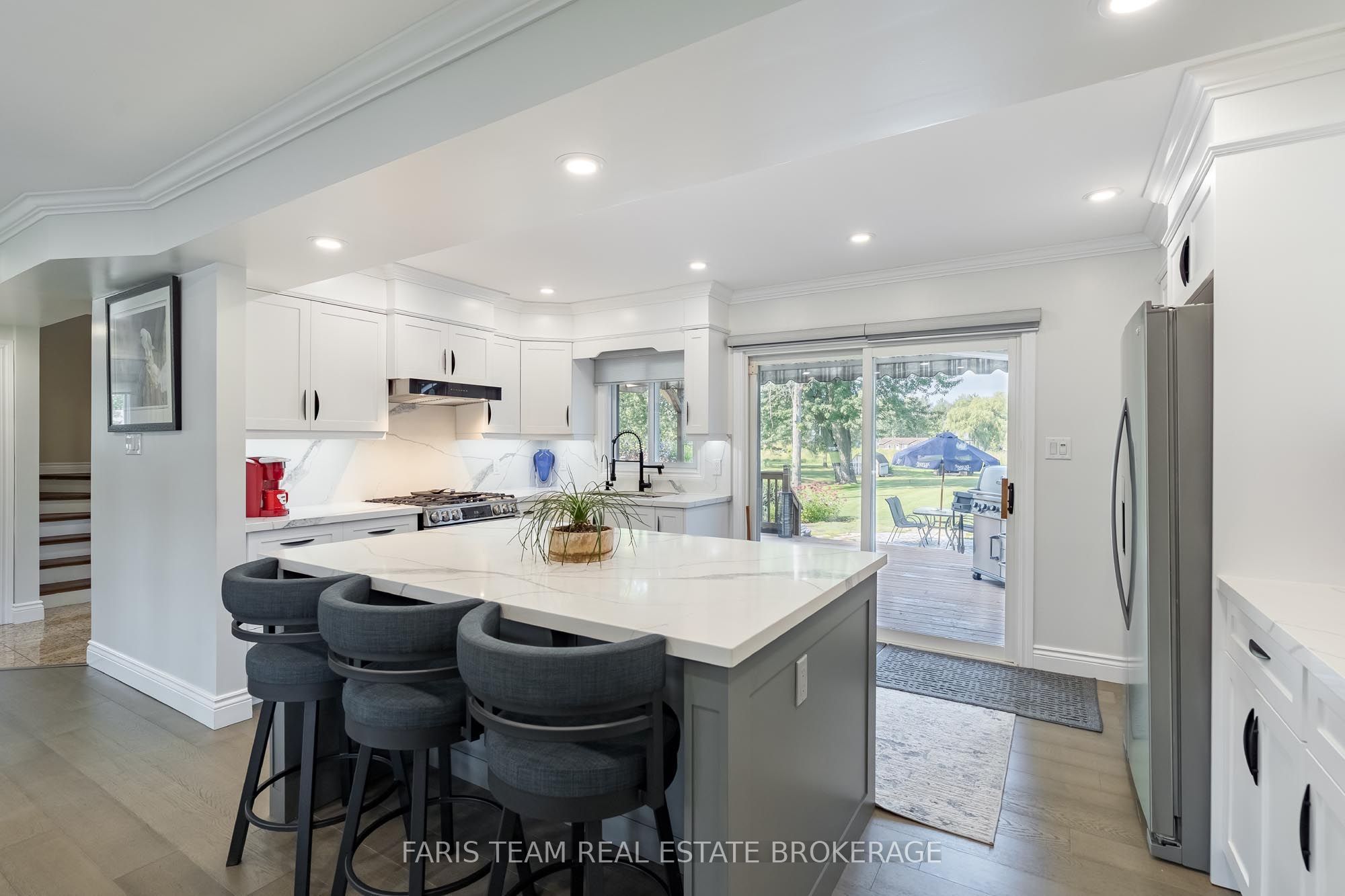 228 Bayshore Road Property Photo 6