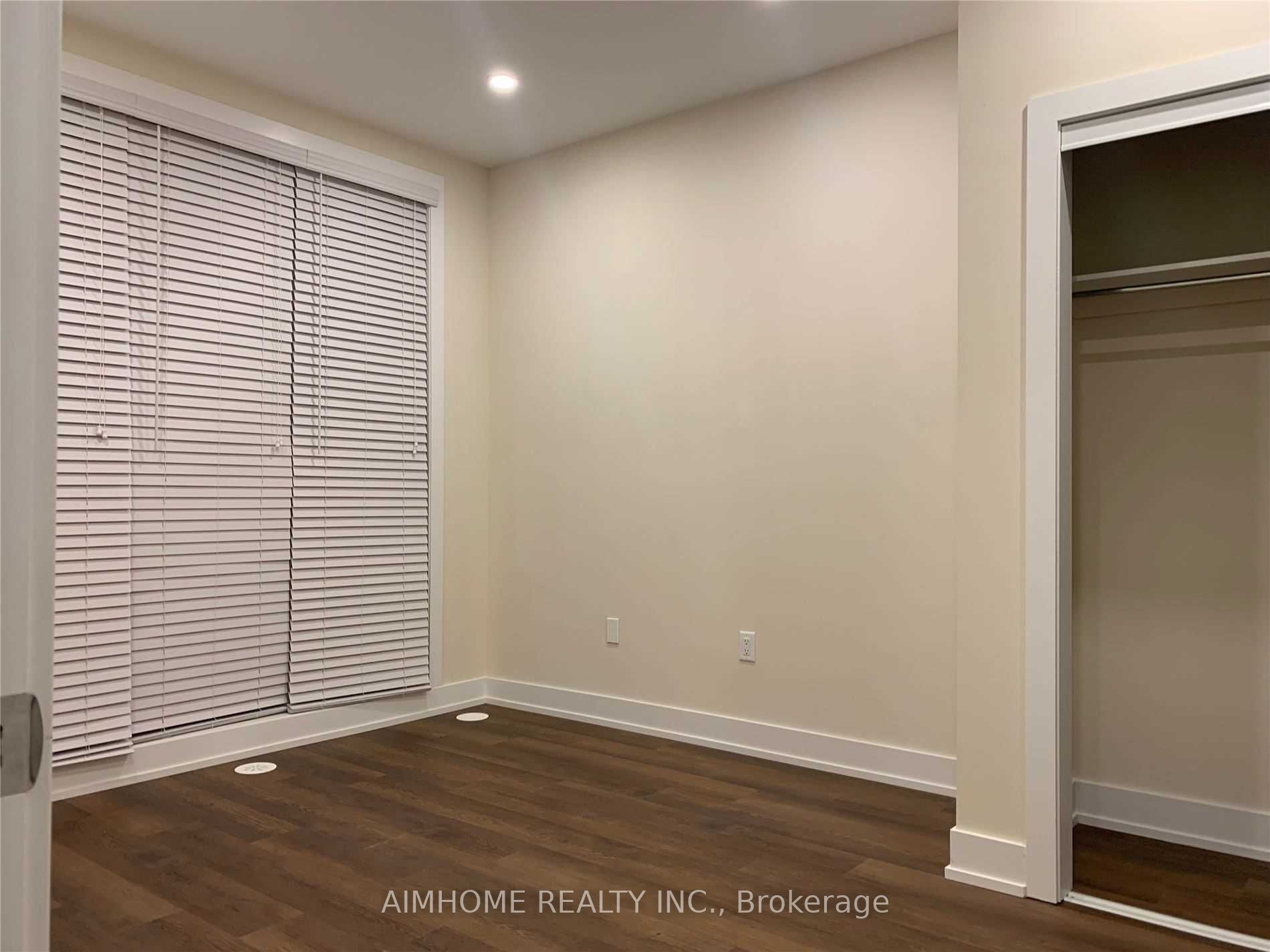 9 Phelps Lane 17 Property Photo 8