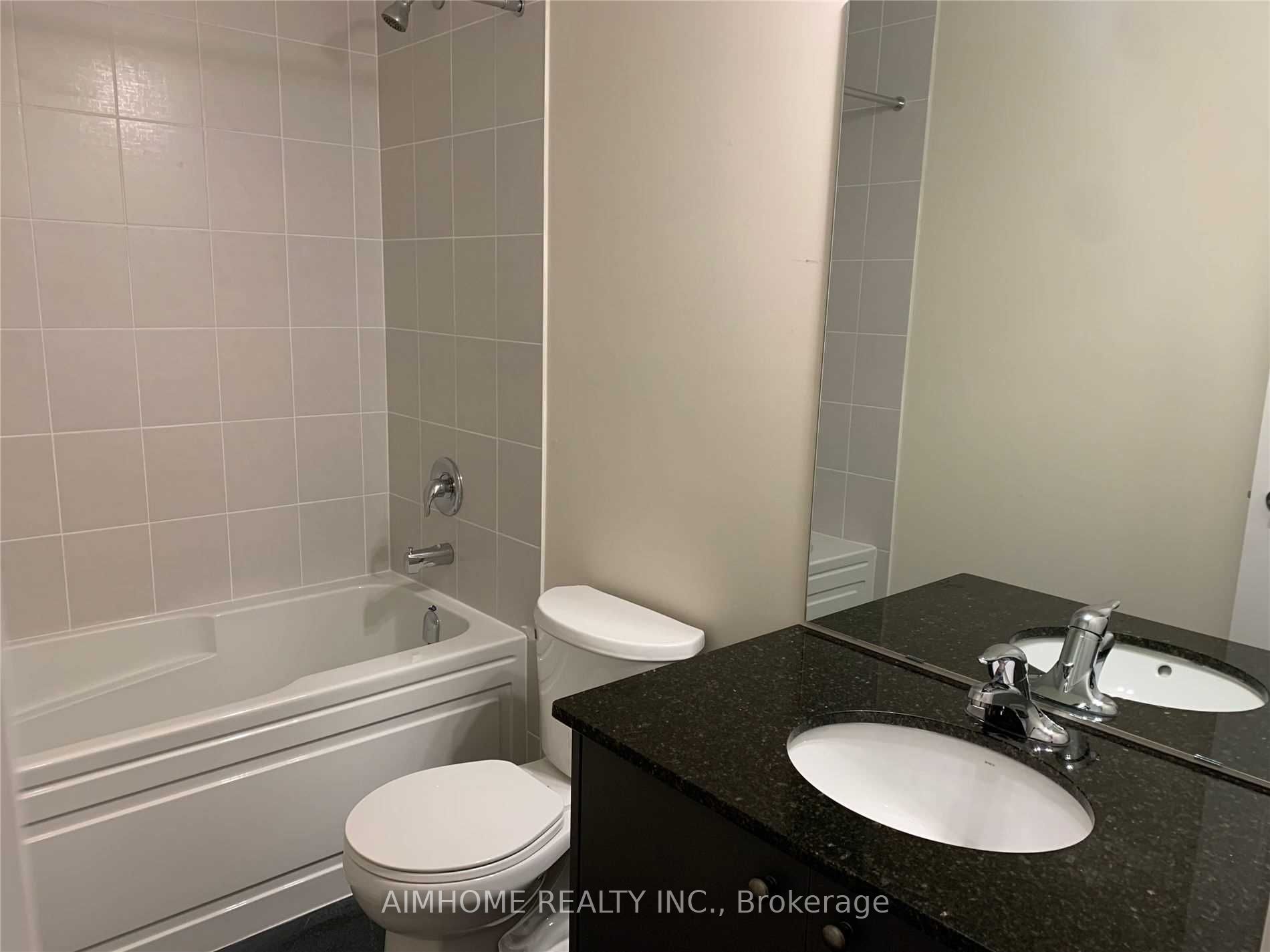 9 Phelps Lane 17 Property Photo 12