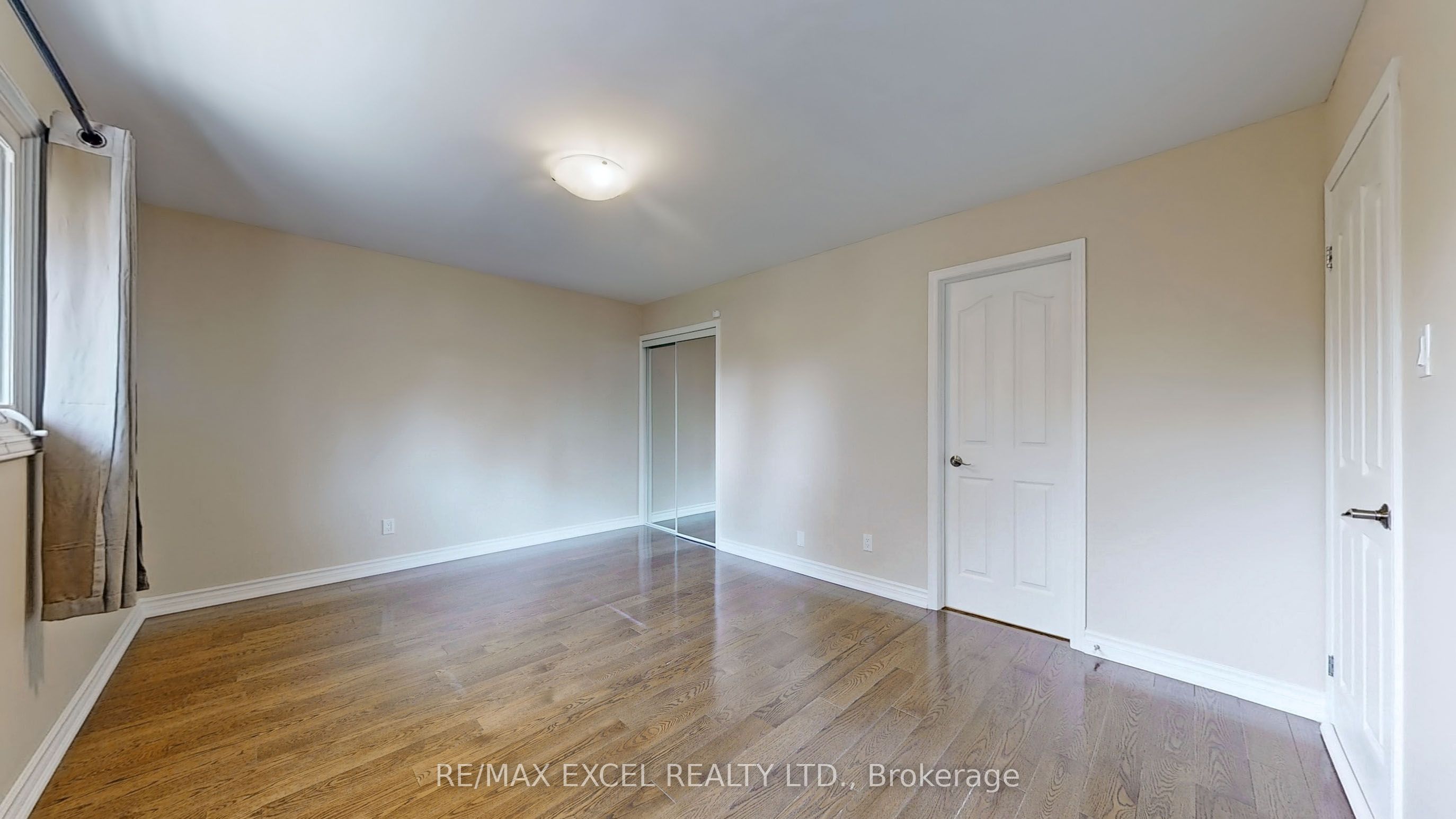 10 Alexis Road Property Photo 29