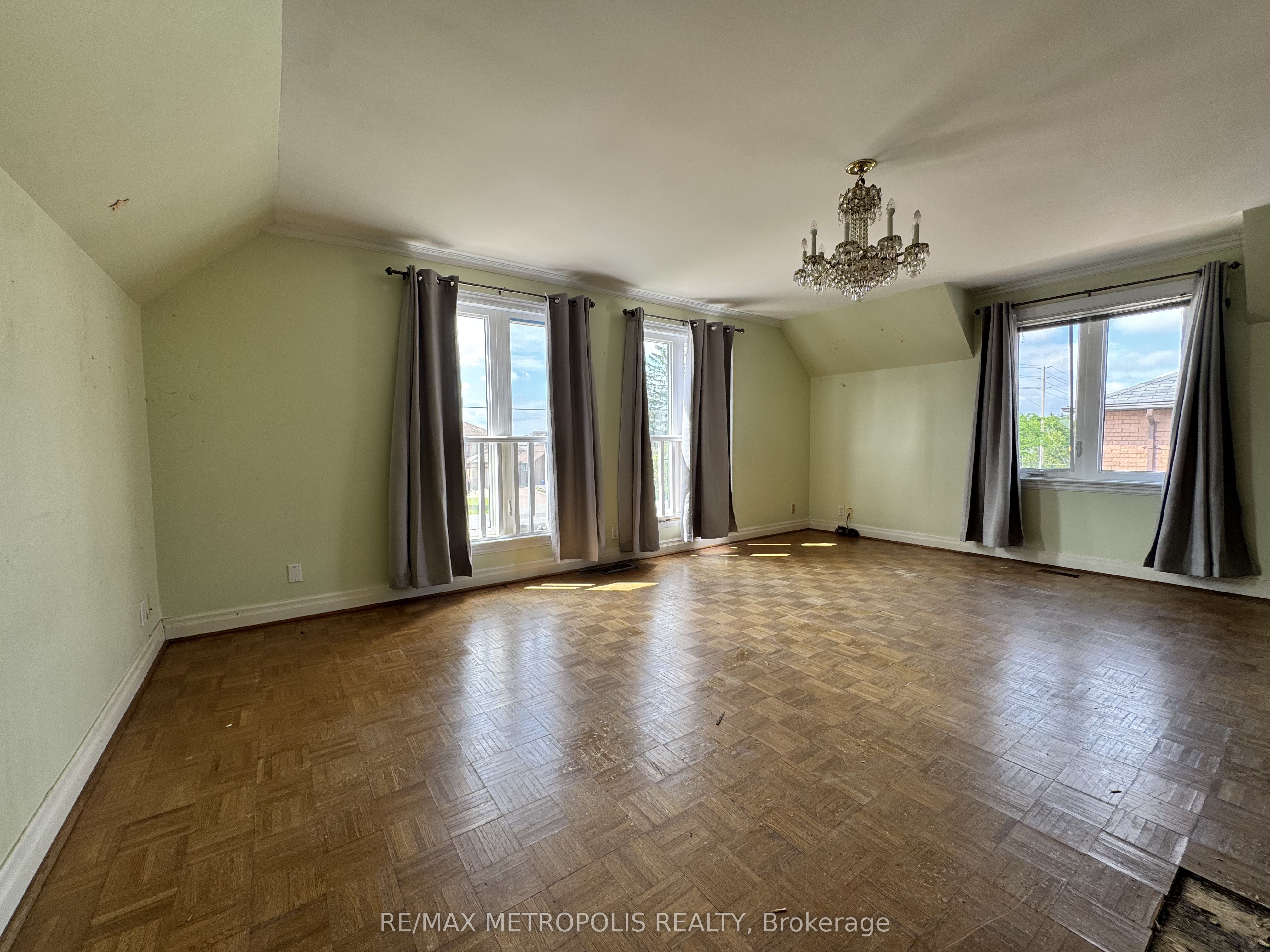 416 Elgin Mills Road W Property Photo 15