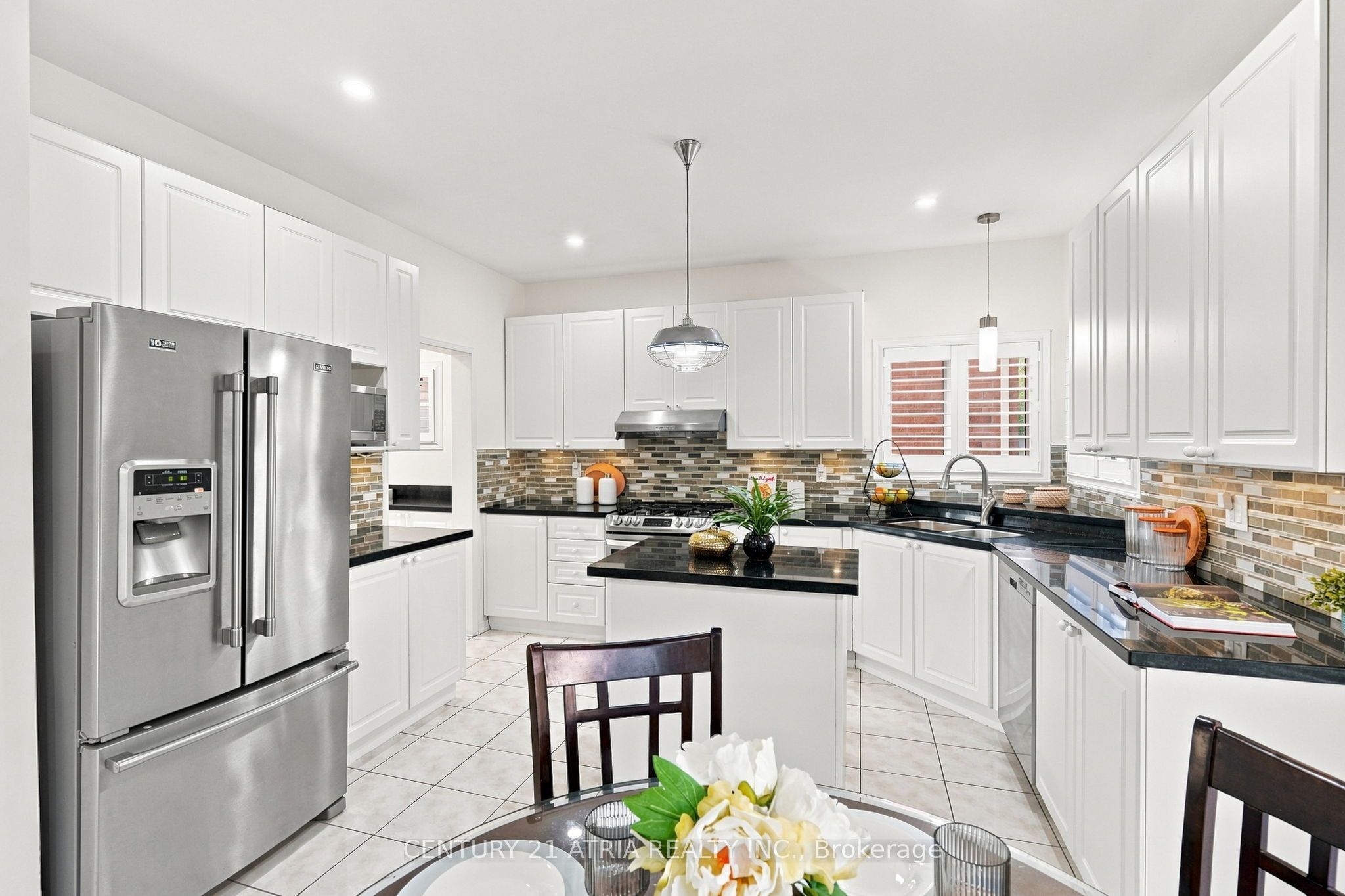 136 Rollinghill Road Property Photo 14