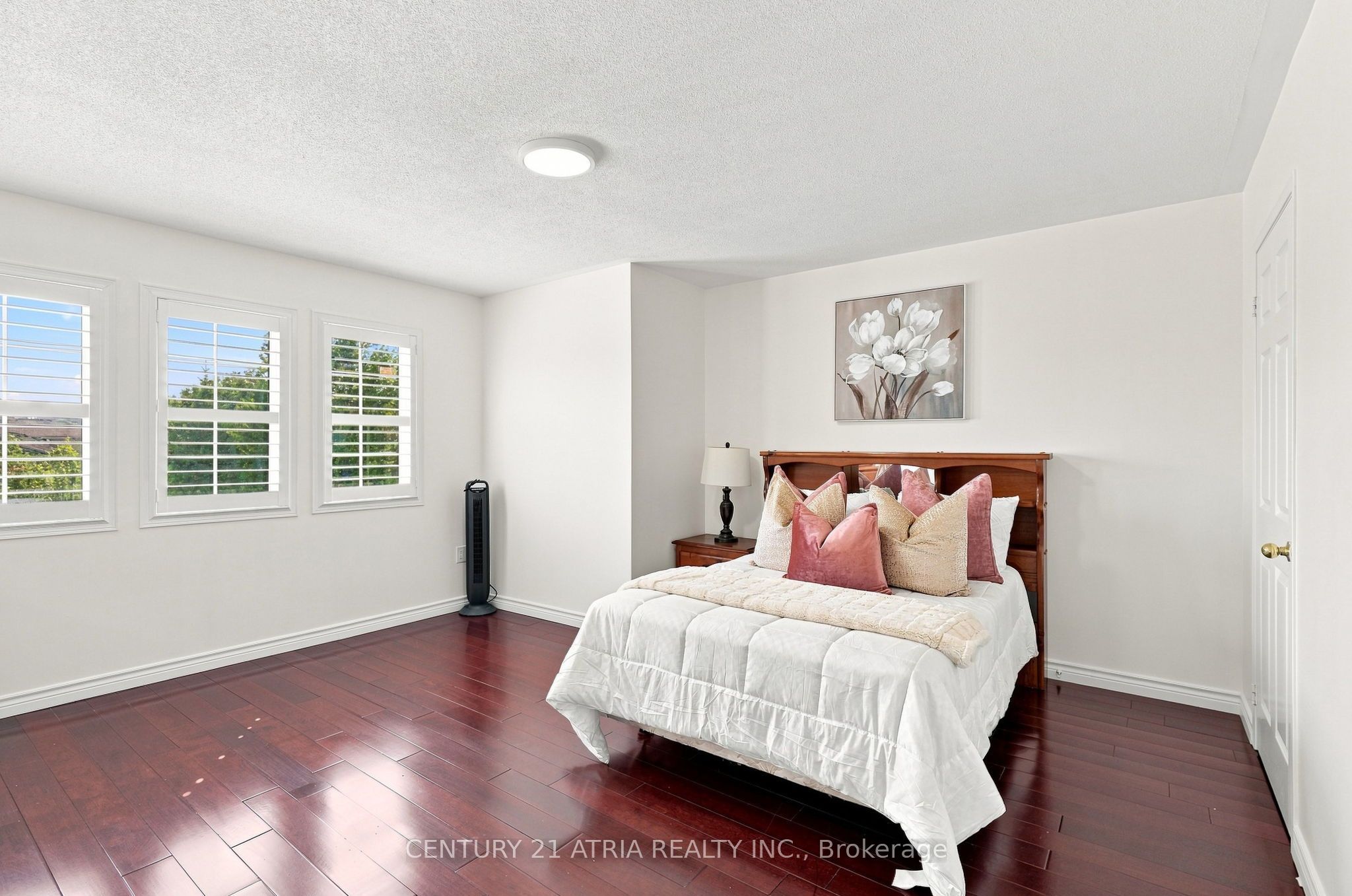 136 Rollinghill Road Property Photo 20