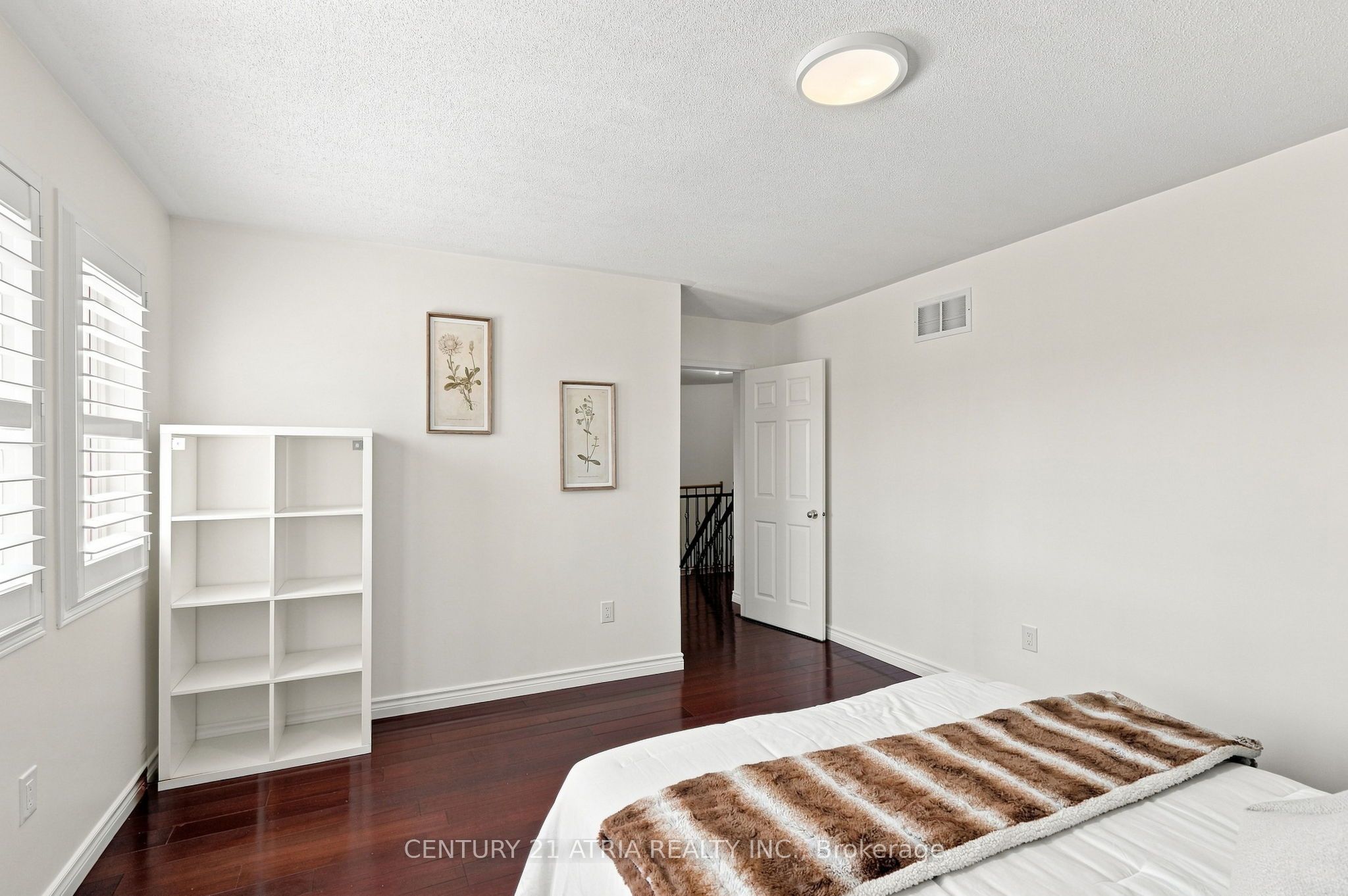 136 Rollinghill Road Property Photo 25