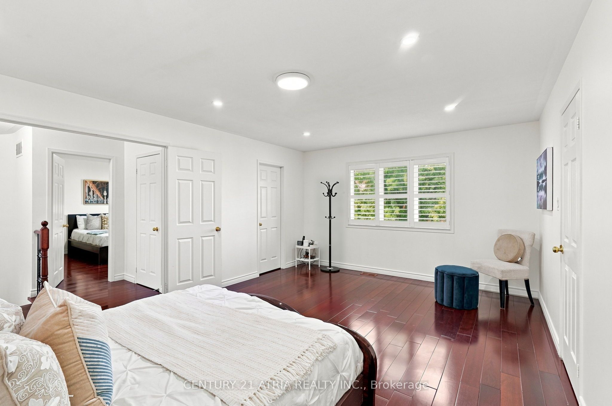 136 Rollinghill Road Property Photo 32