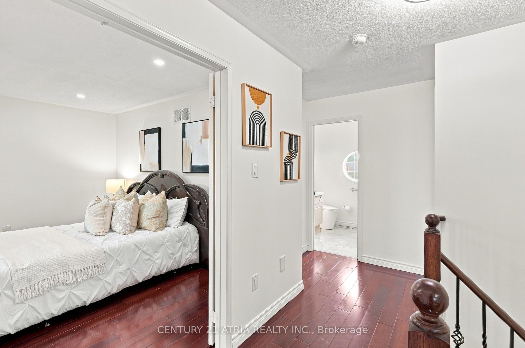 136 Rollinghill Road Property Photo 33