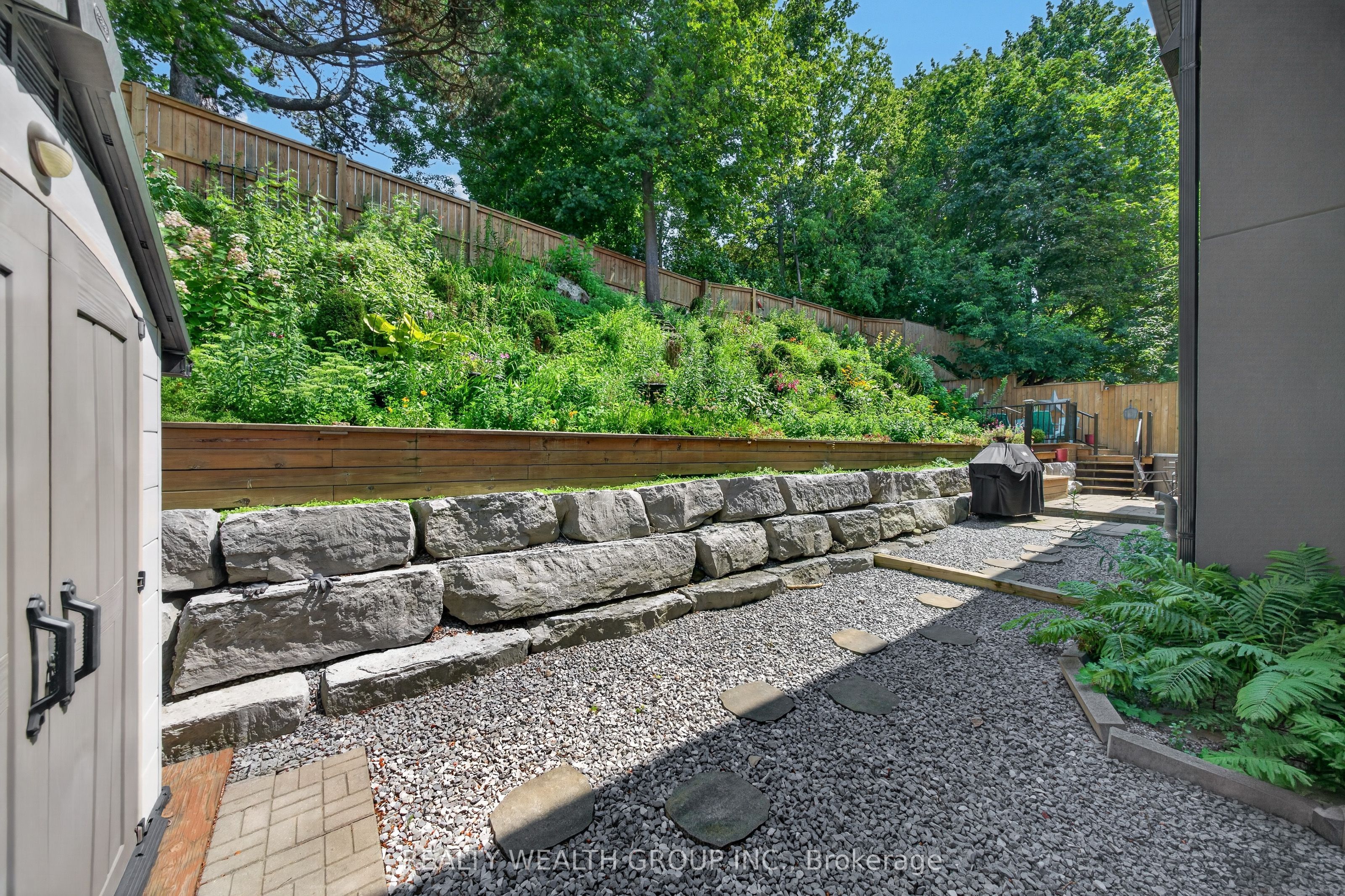 299 Second Street Property Photo 39
