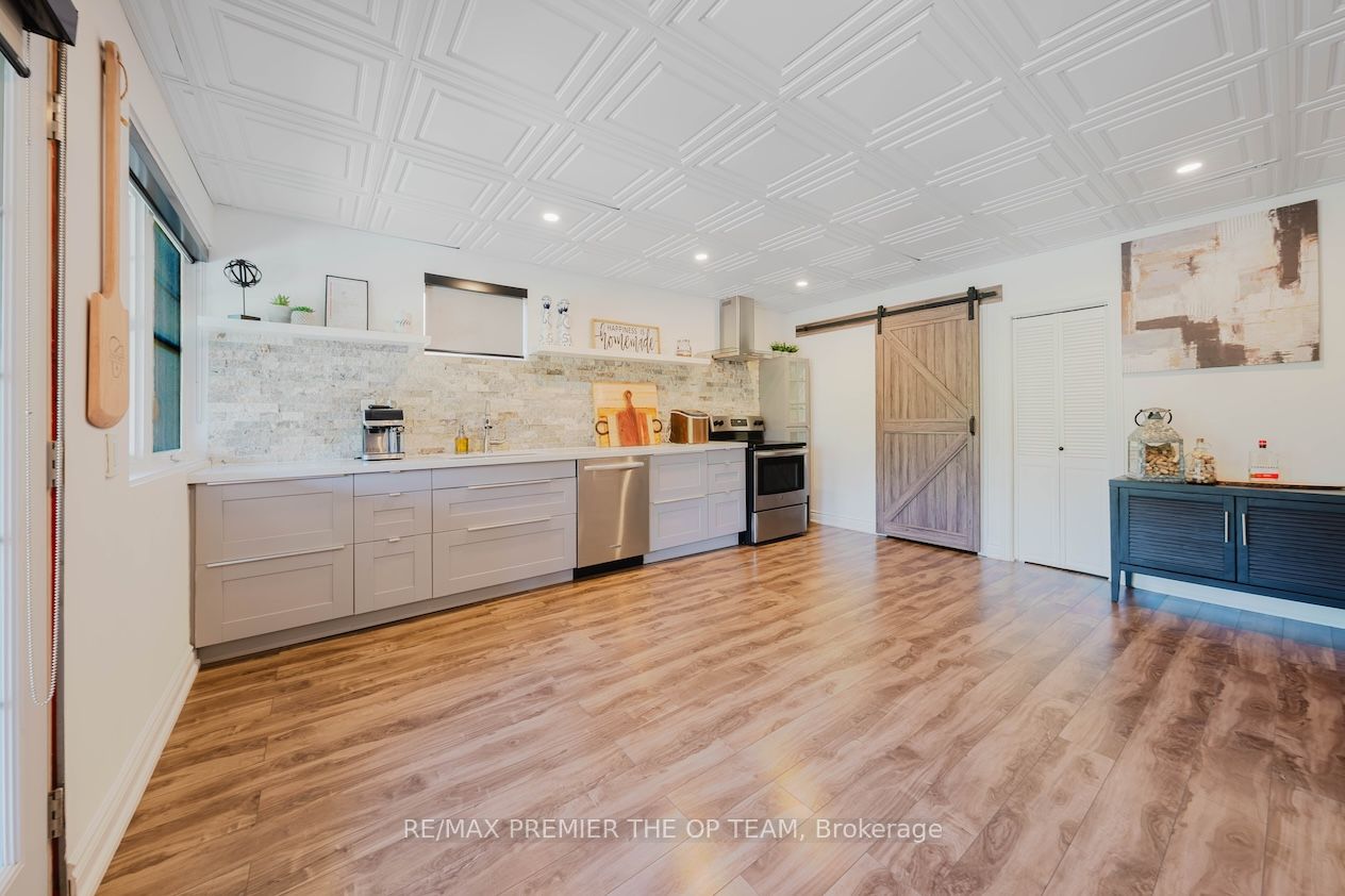 22 Adelia Place Property Photo 43