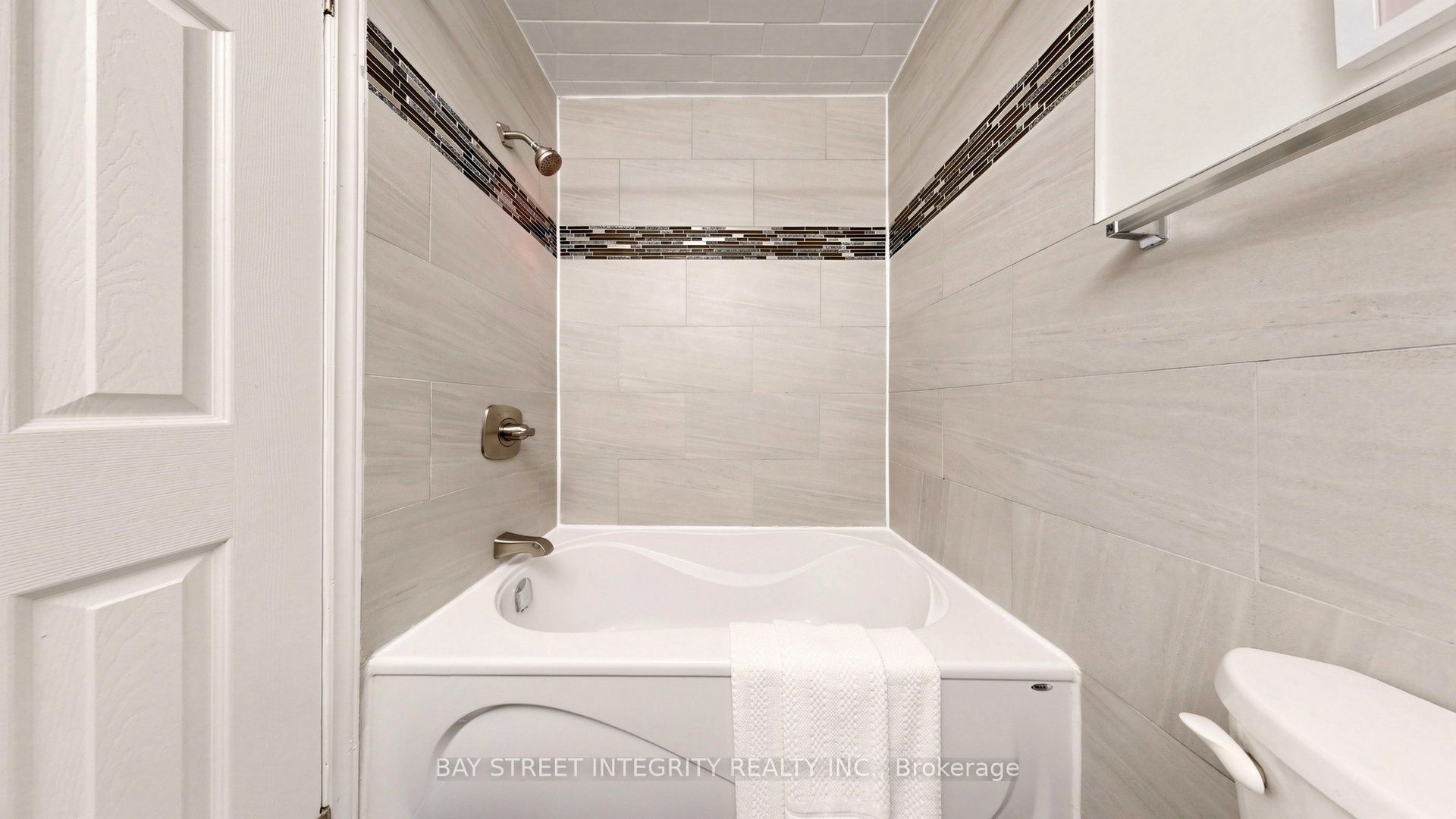41 Jonathan Gate Property Photo 39