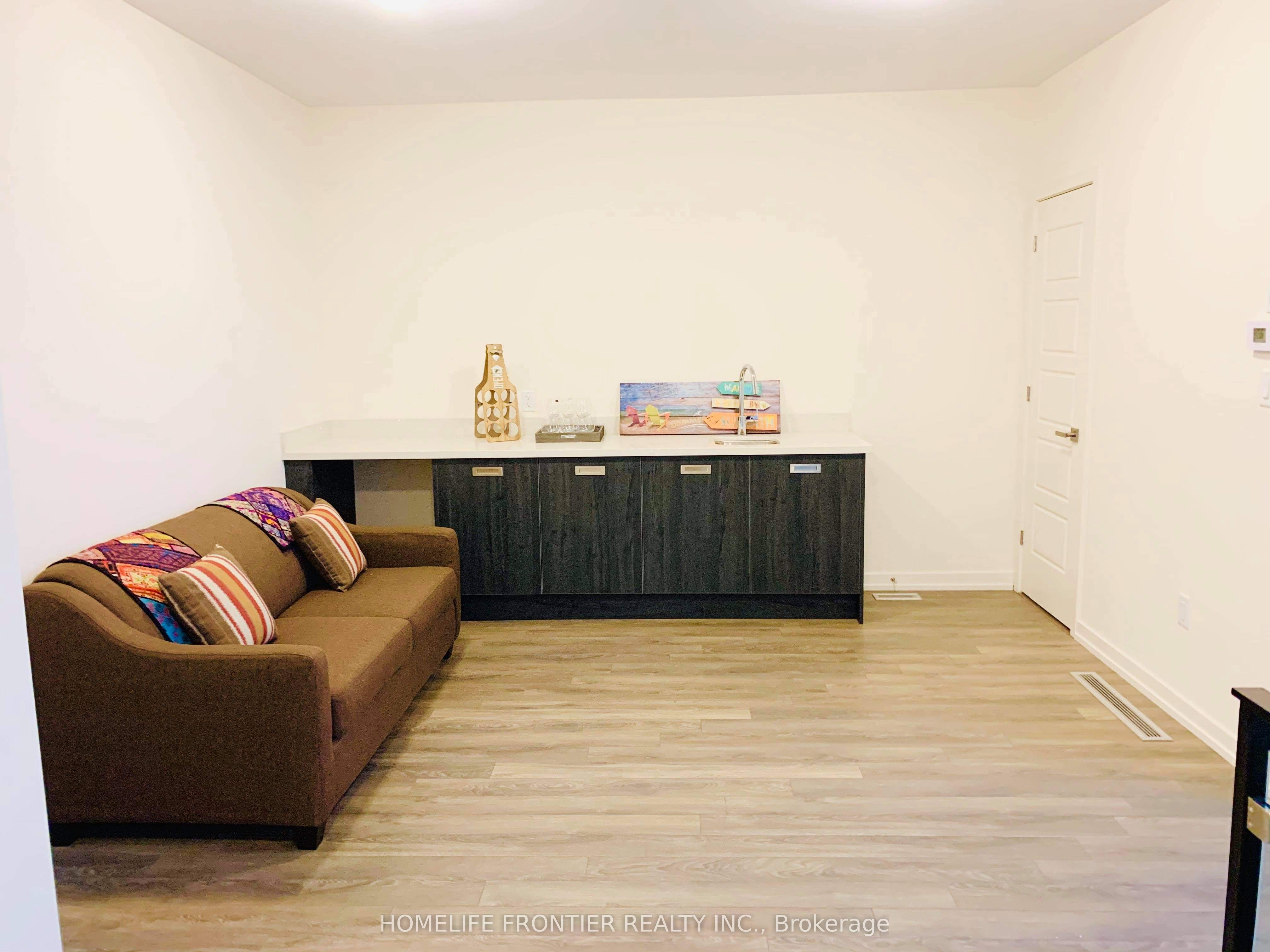N13684412 Property Photo 16