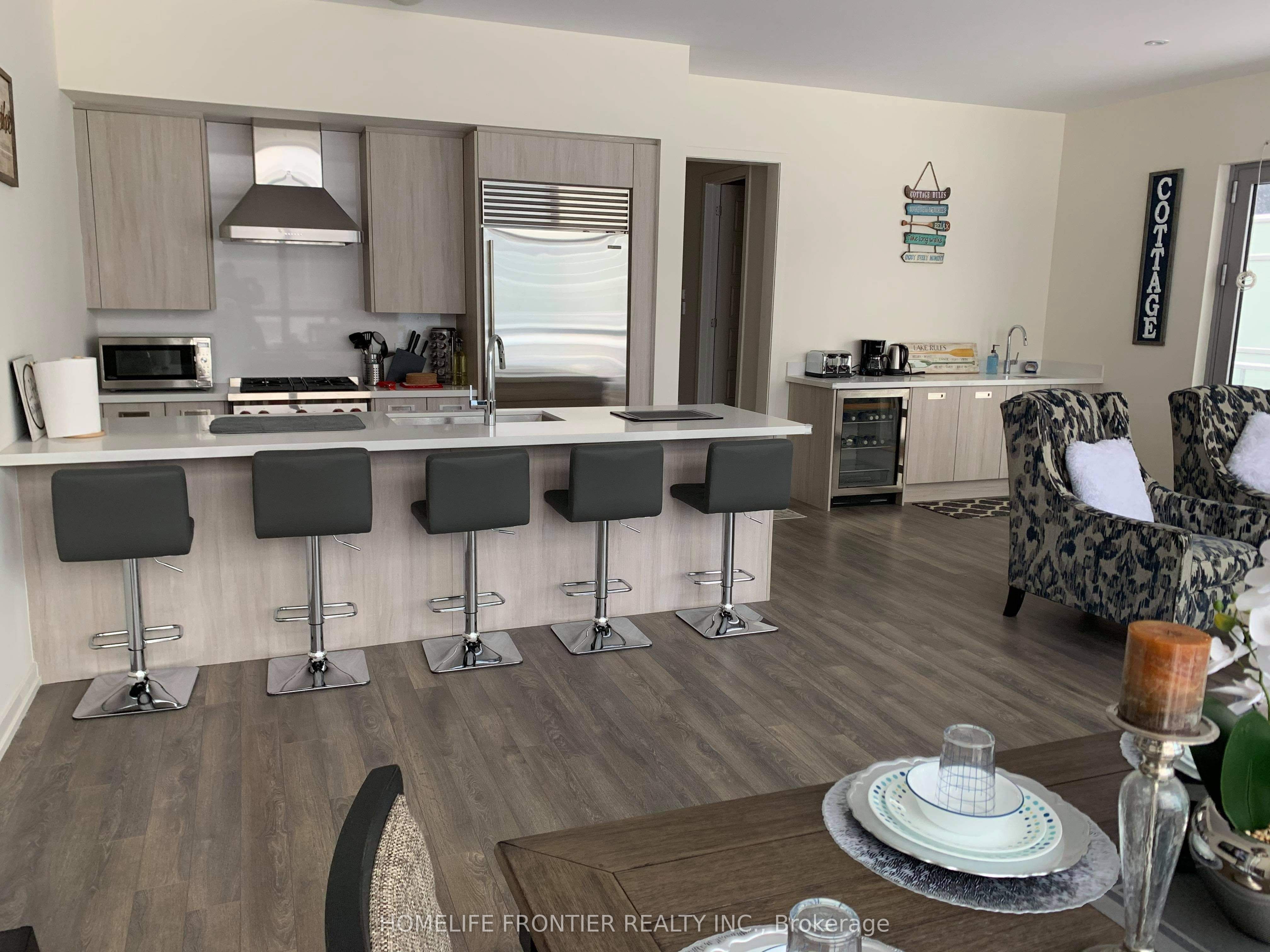 N13684412 Property Photo 26