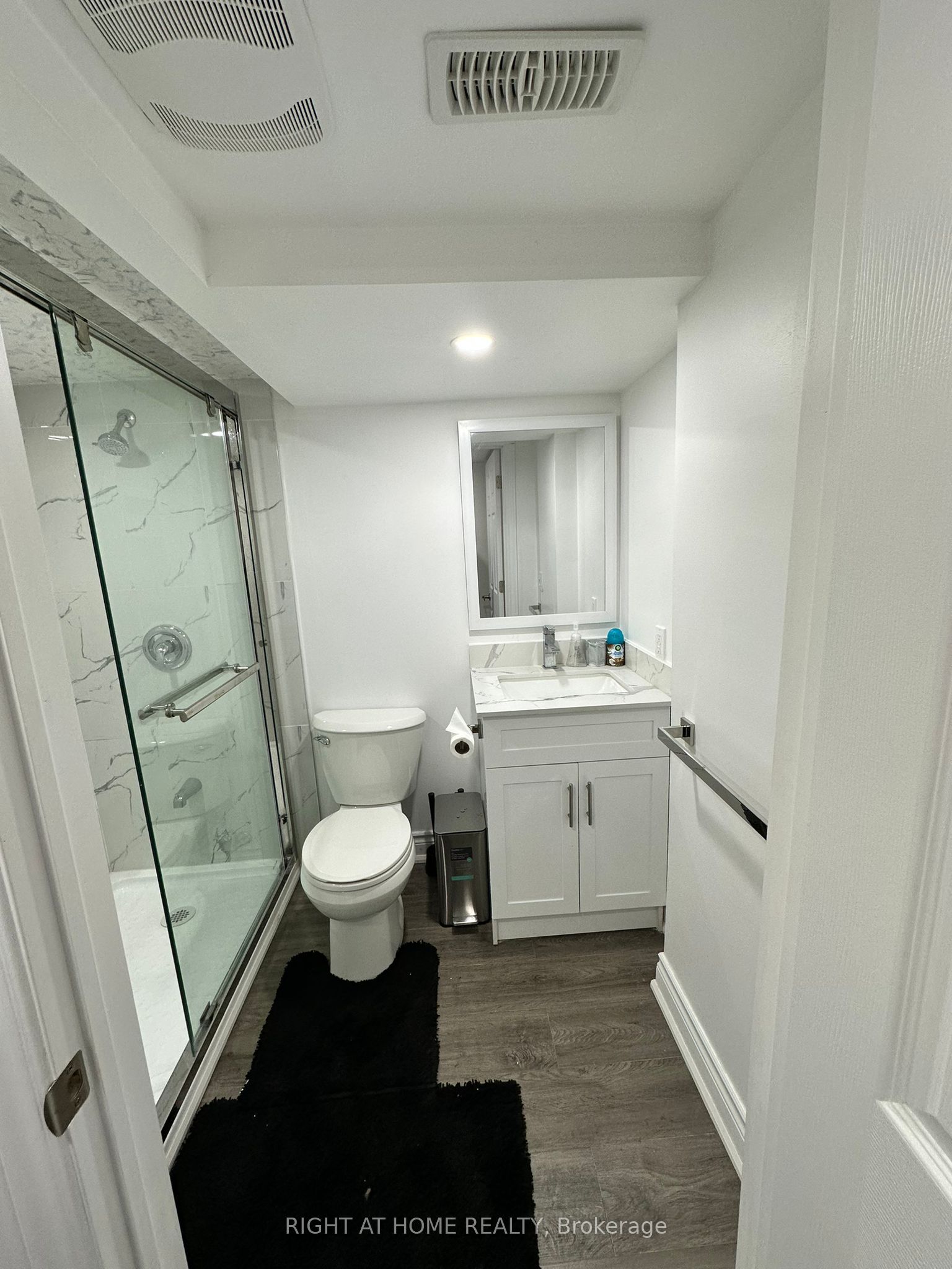 97 Forest Edge Crescent Property Photo 8