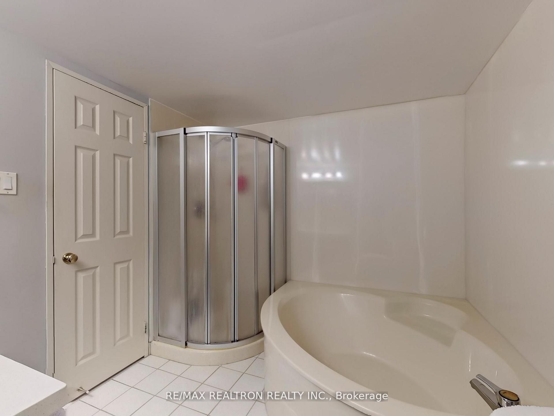 40 Harding Boulevard W 1015 Property Photo 28