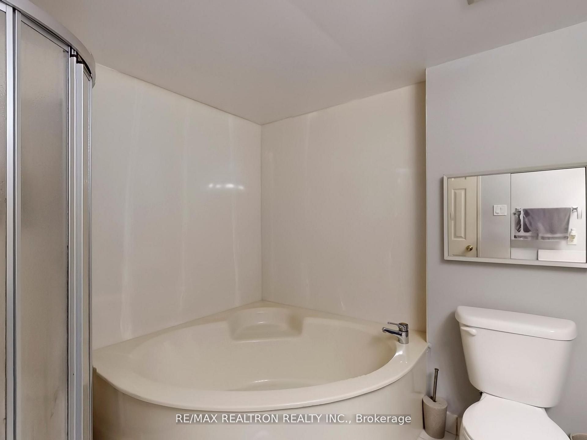 40 Harding Boulevard W 1015 Property Photo 29