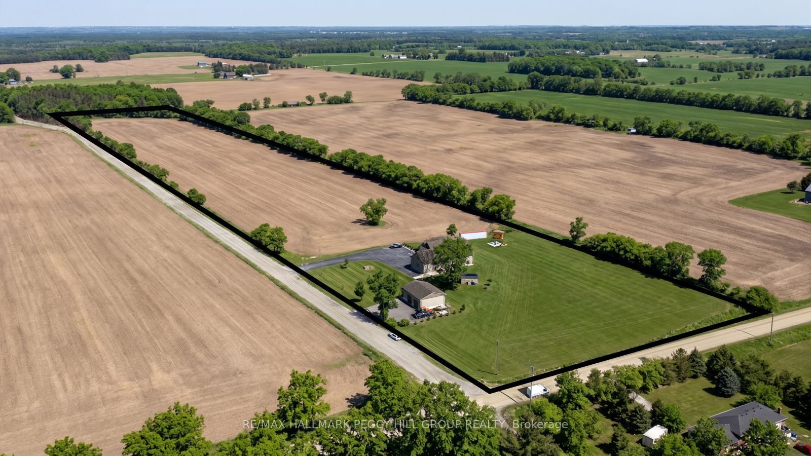 9157 30th Side Road Property Photo 3