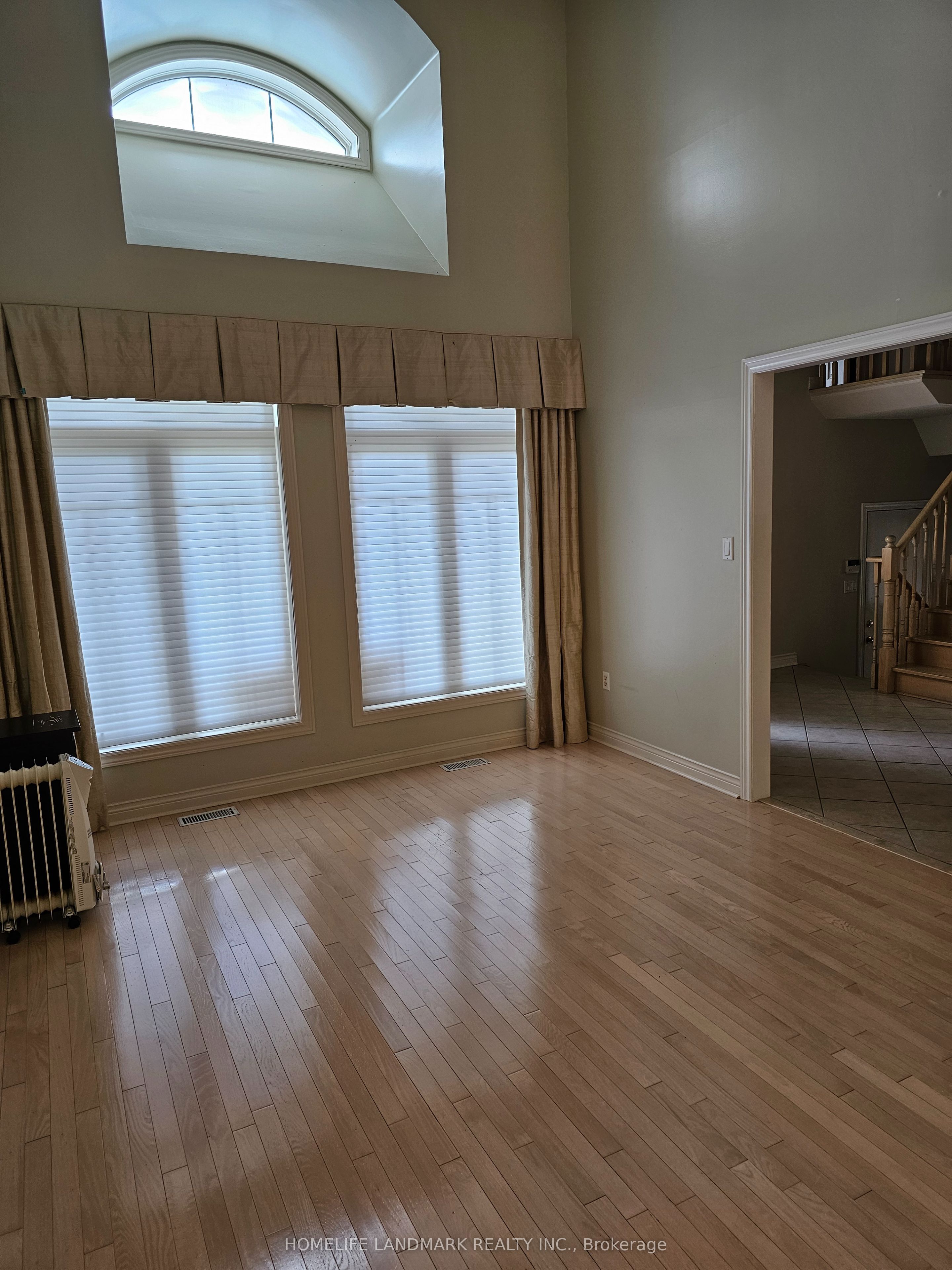 148 Toporowski Avenue Property Photo 6