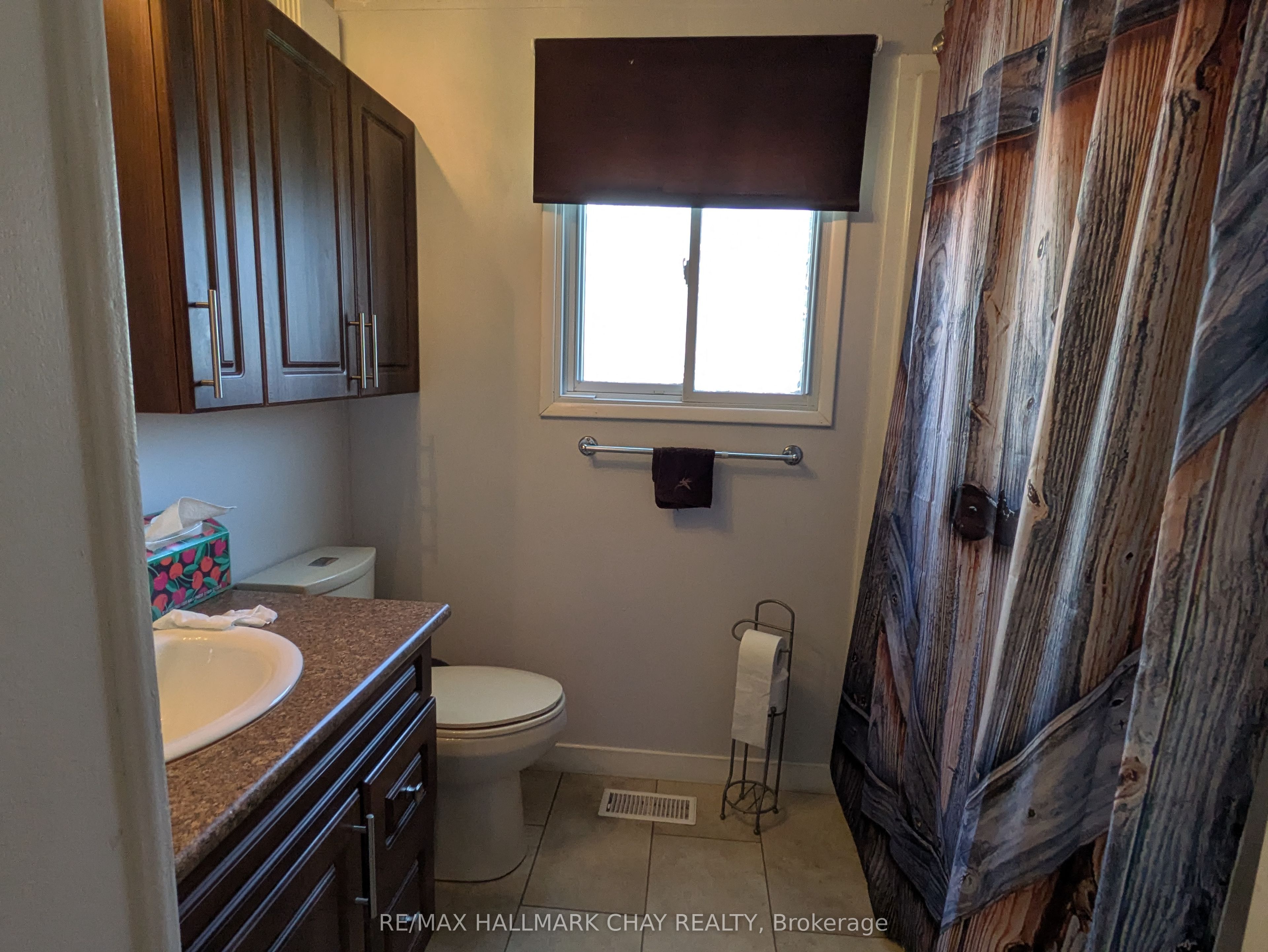 50 Linden Lane Property Photo 17
