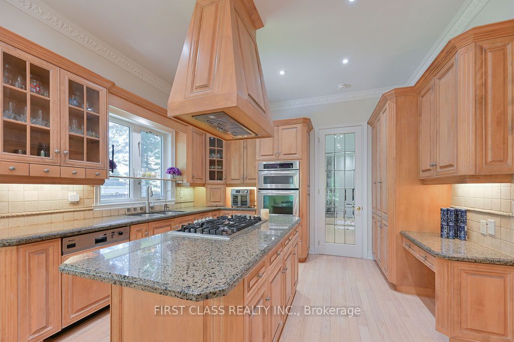 2 Wainwright Avenue Property Photo 18
