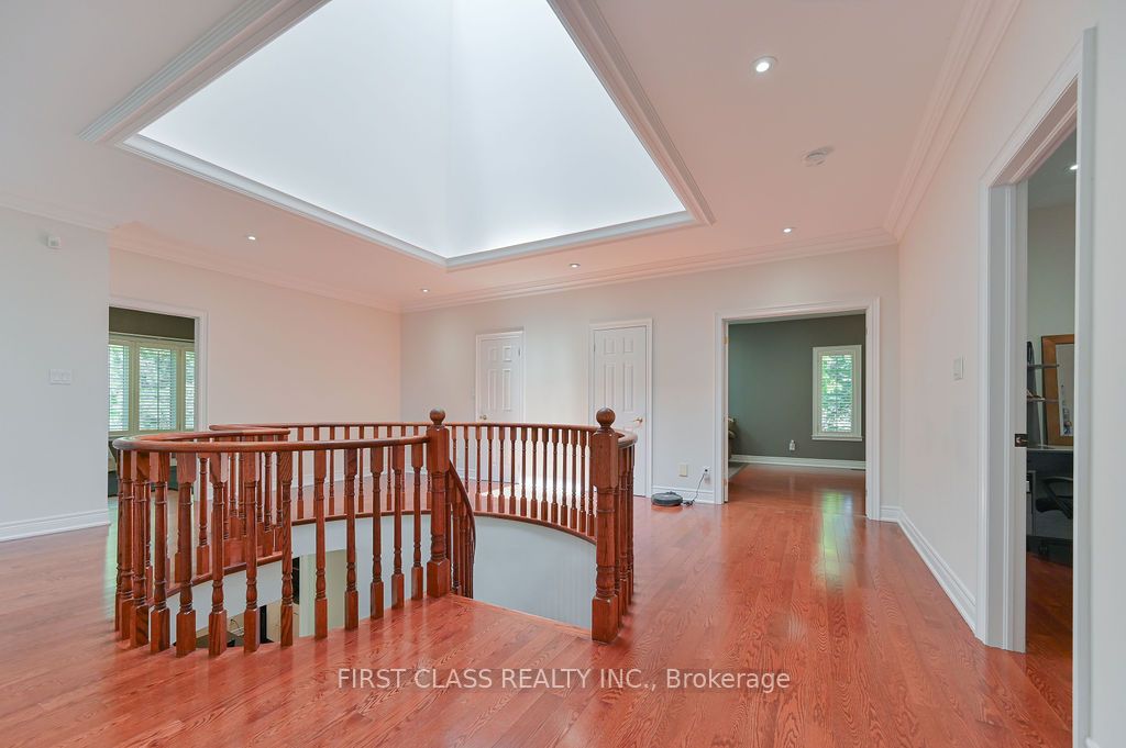 2 Wainwright Avenue Property Photo 21