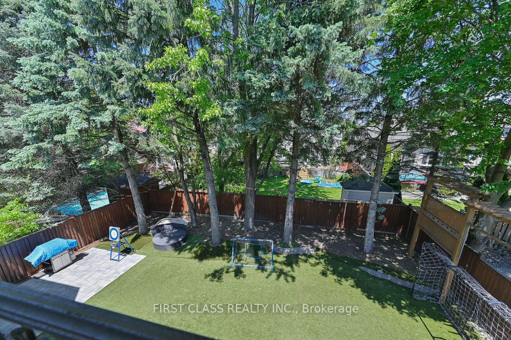 2 Wainwright Avenue Property Photo 25