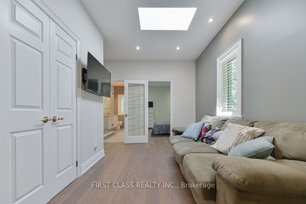 2 Wainwright Avenue Property Photo 26