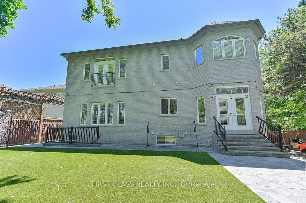 2 Wainwright Avenue Property Photo 50