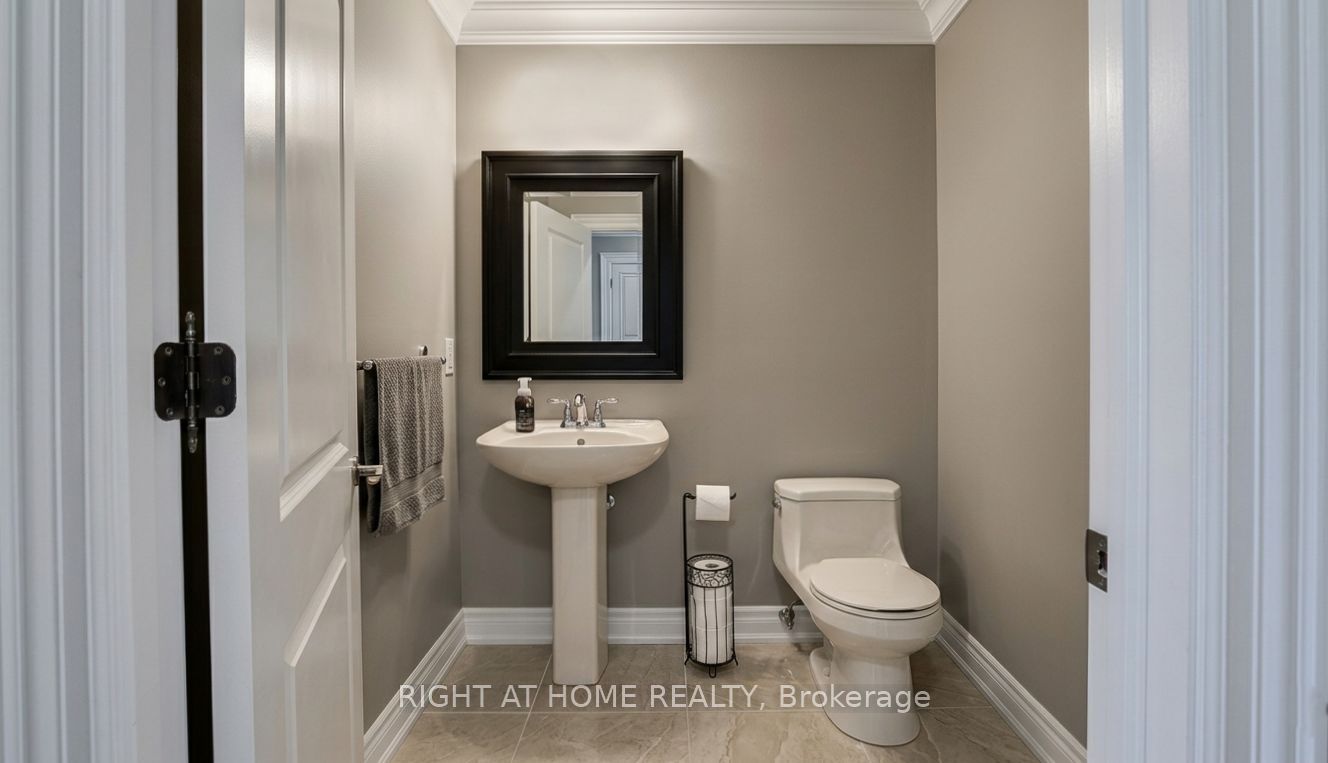 17 Bond Crescent Property Photo 8