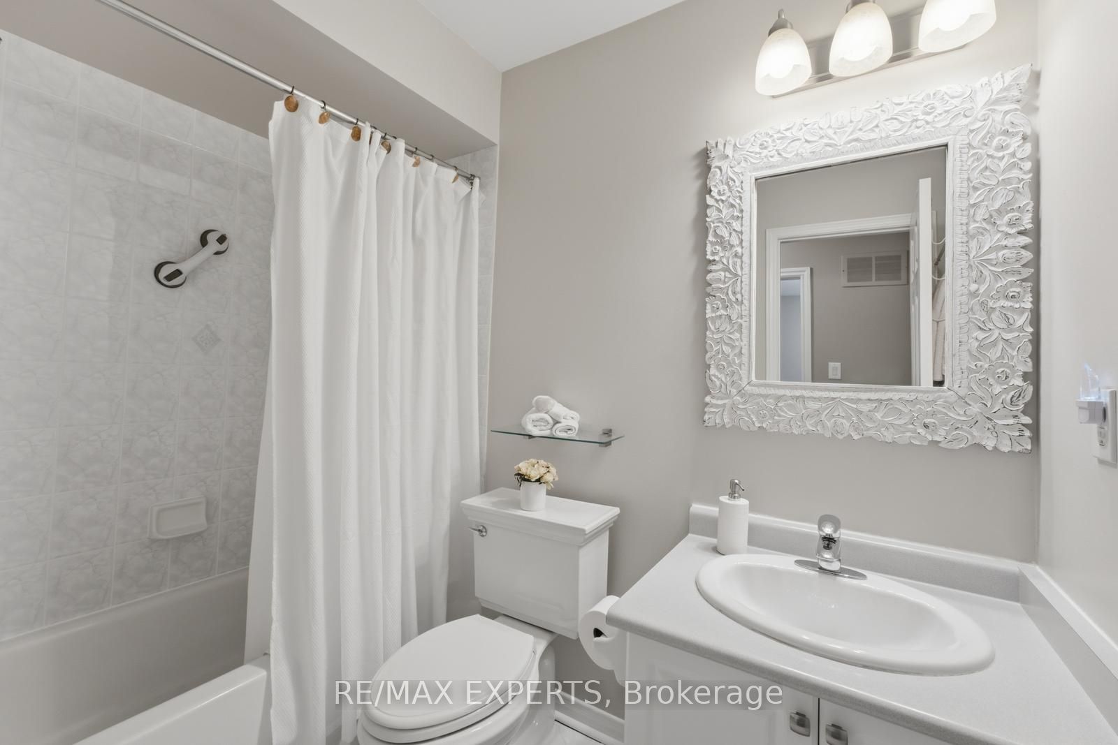 104 Pinedale Gate Property Photo 17