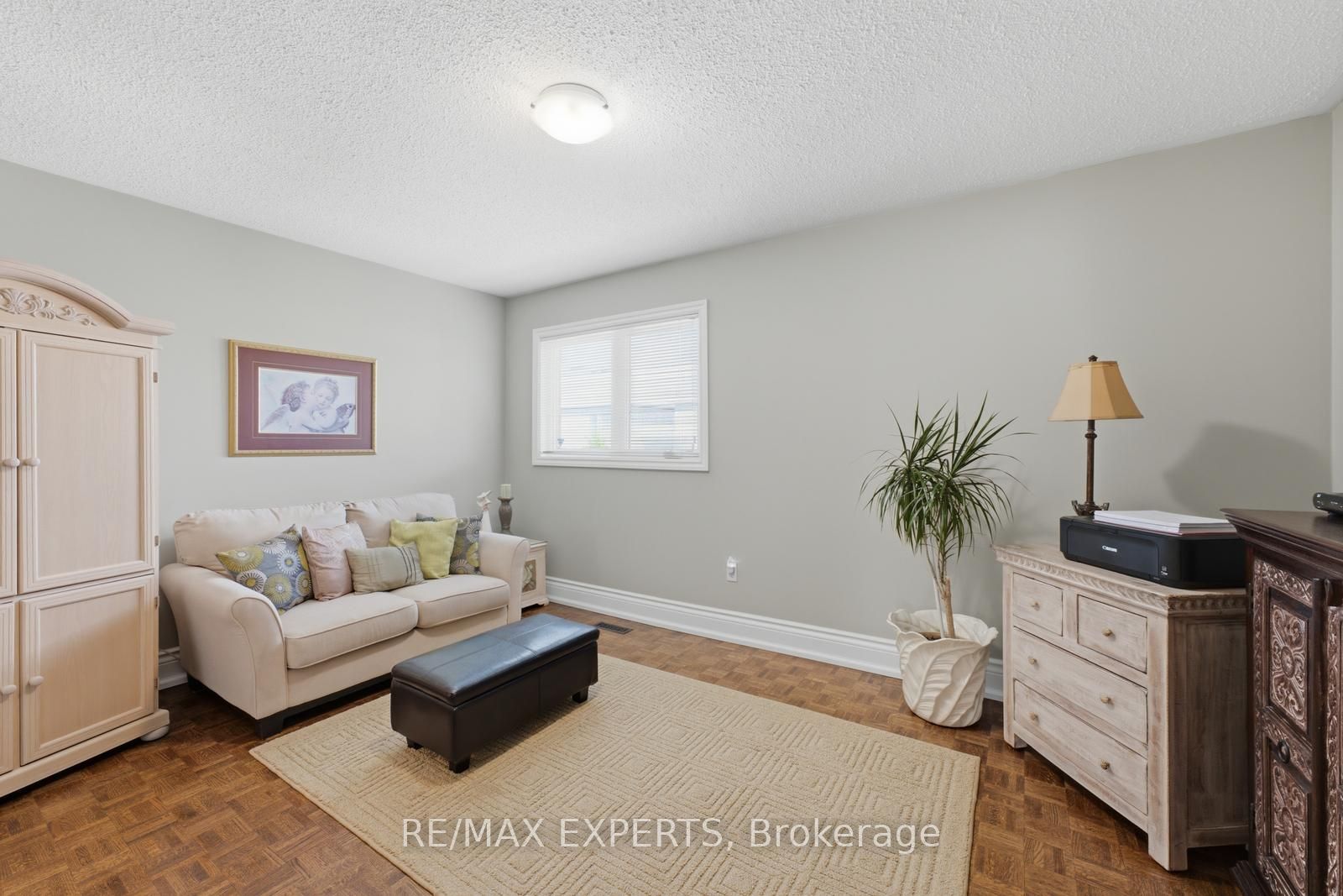 104 Pinedale Gate Property Photo 18