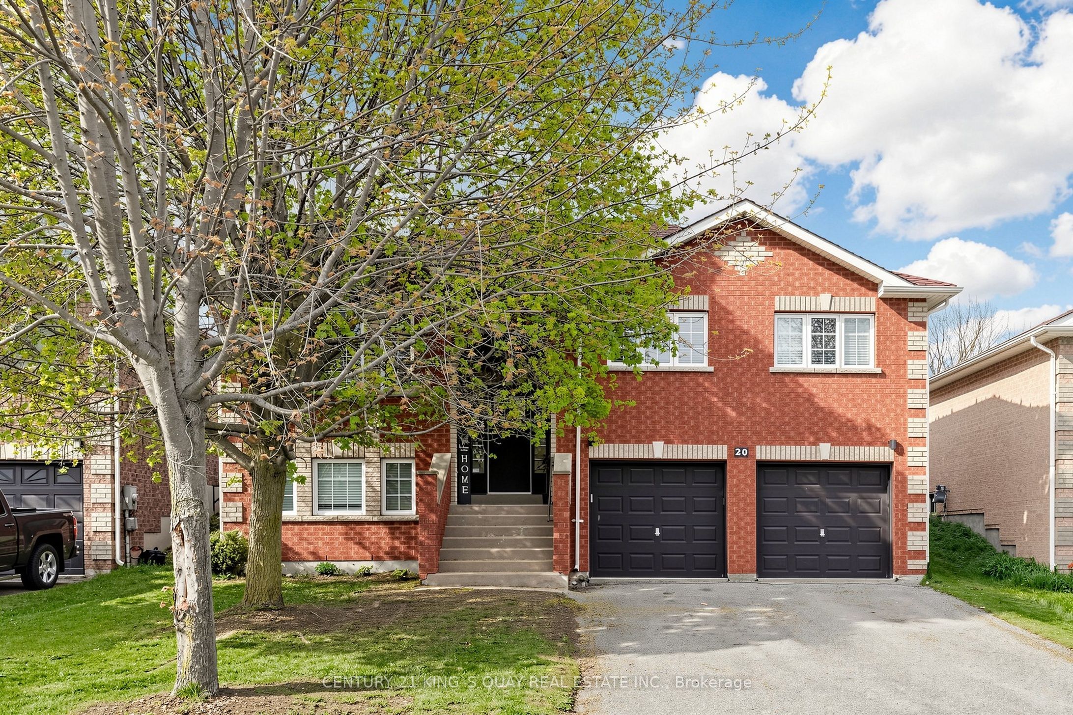 20 Kerfoot Crescent Property Photo 1