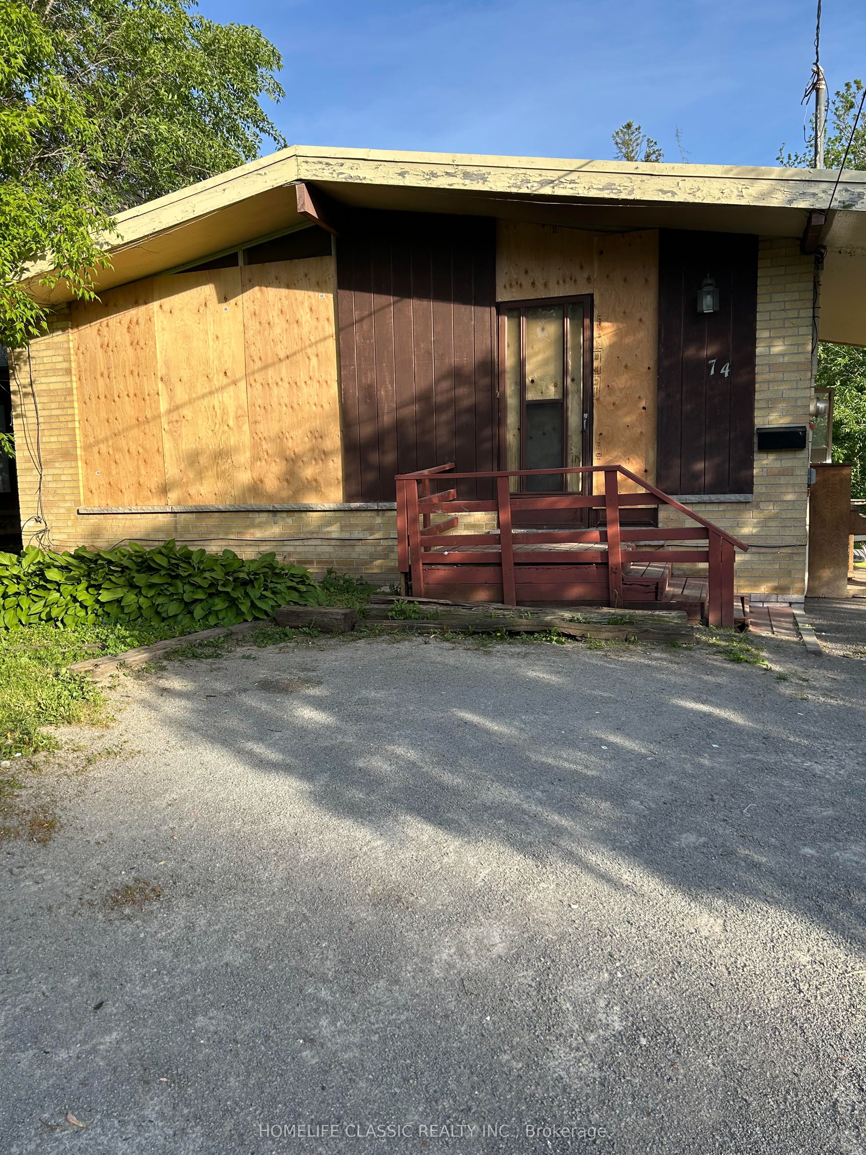 74 Richmond Street Property Photo 1