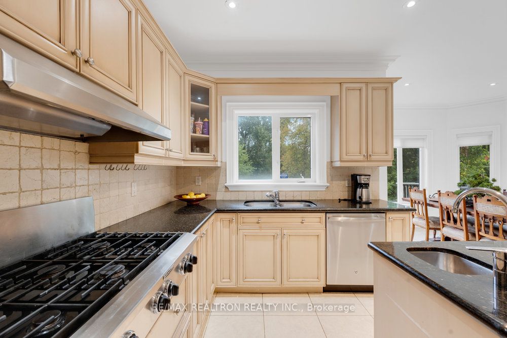 93 Oak Avenue Property Photo 7