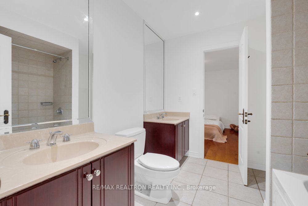 93 Oak Avenue Property Photo 21