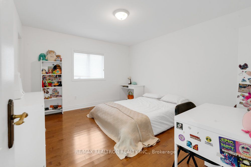 93 Oak Avenue Property Photo 23