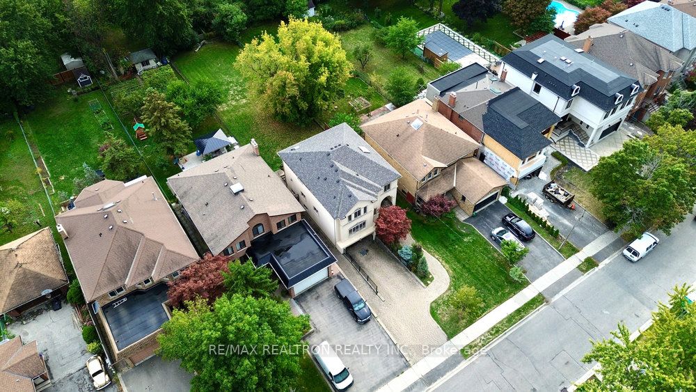 93 Oak Avenue Property Photo 32
