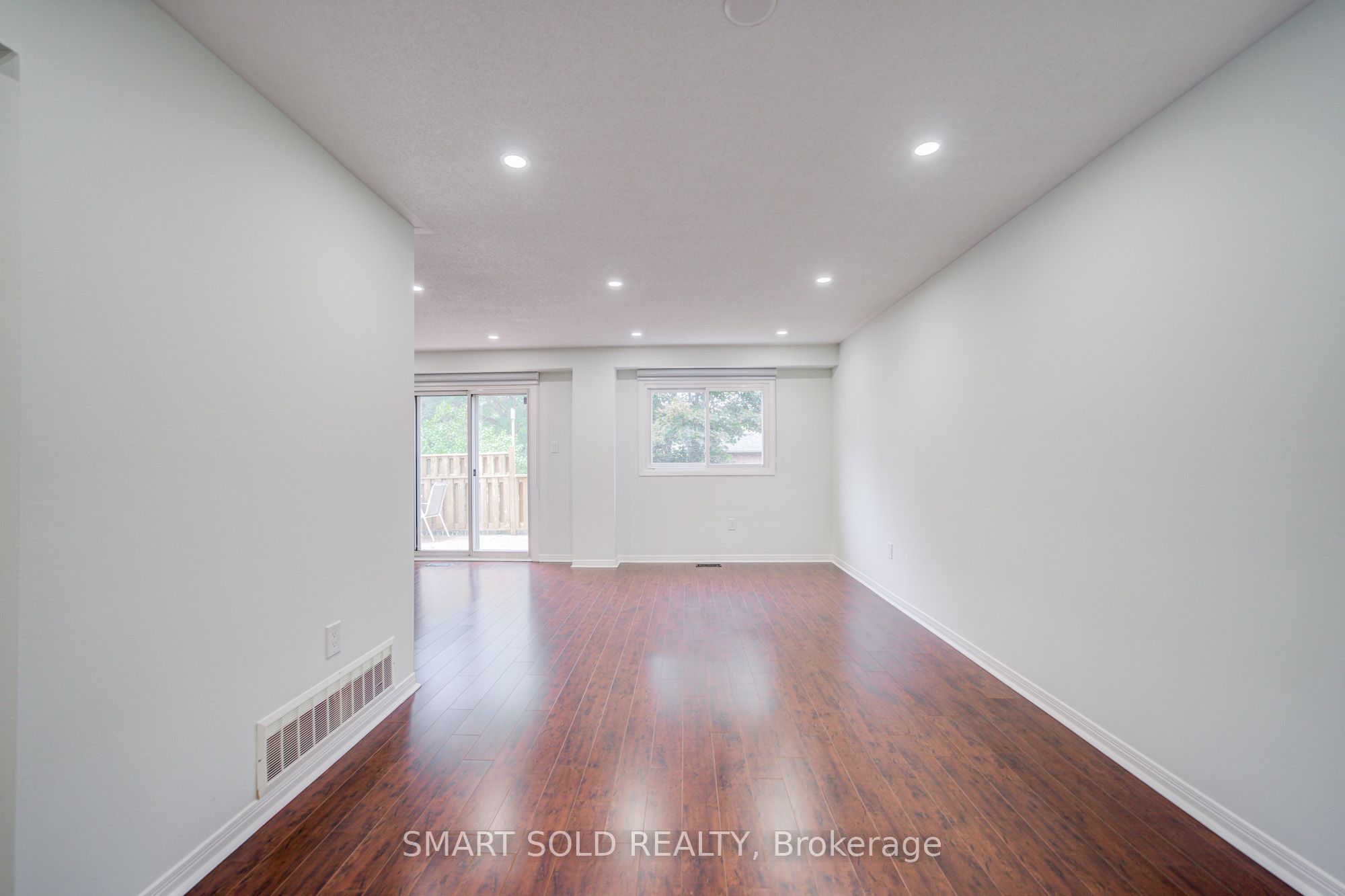 24 Snider Drive Property Photo 4