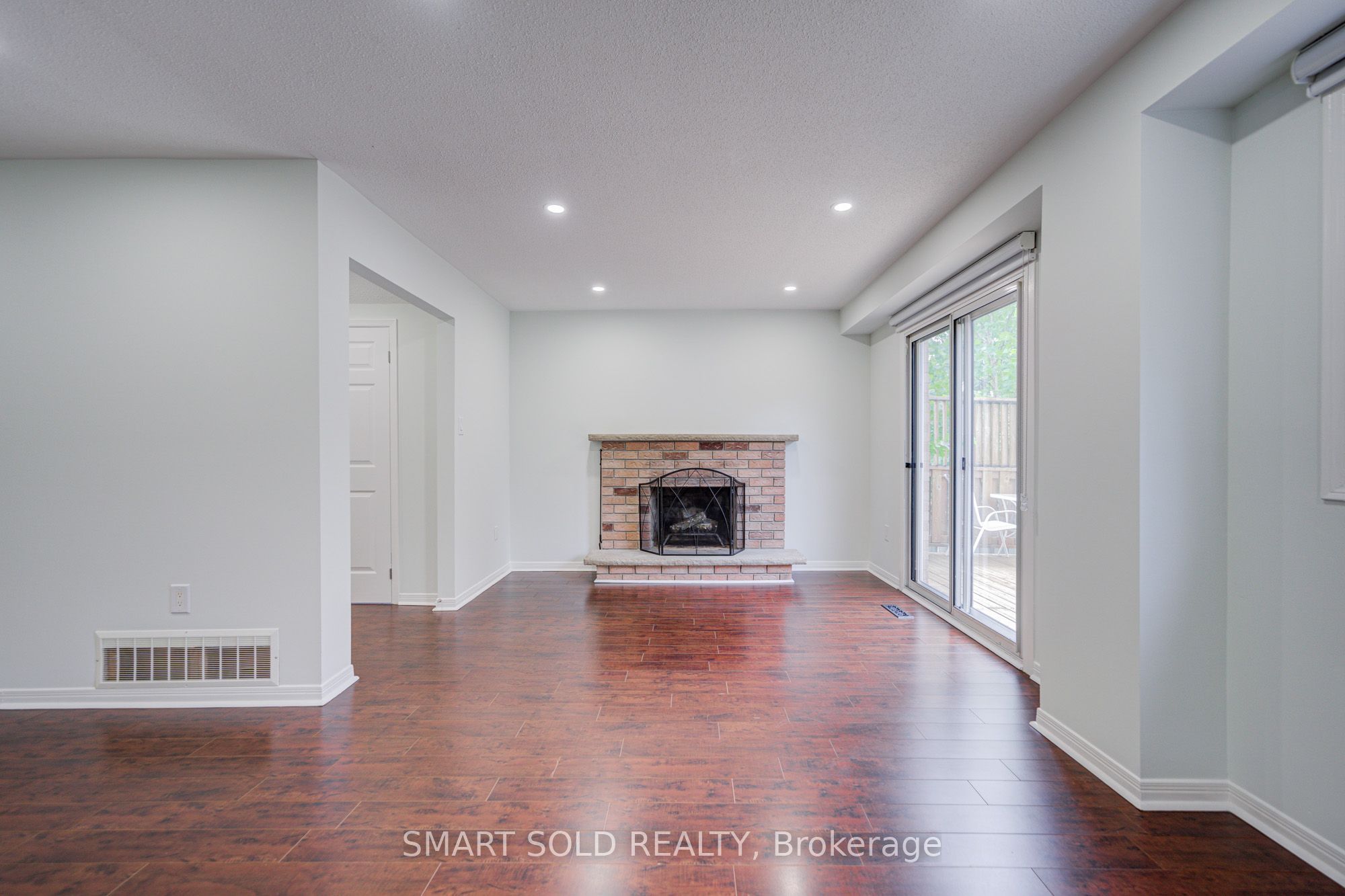 24 Snider Drive Property Photo 8