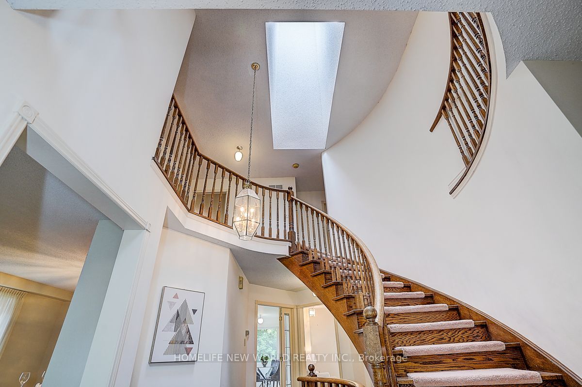 51 Leighland Drive Property Photo 4