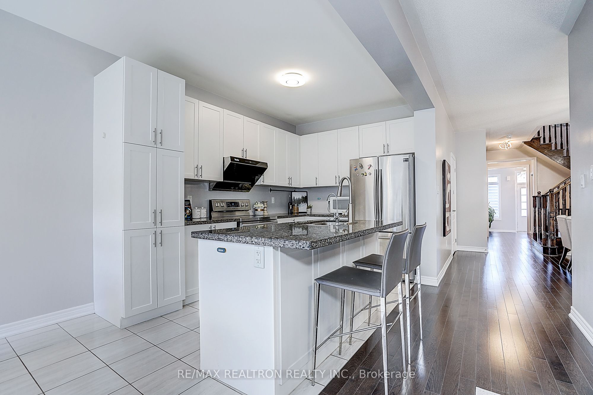 19 Falconridge Terrace Property Photo 16