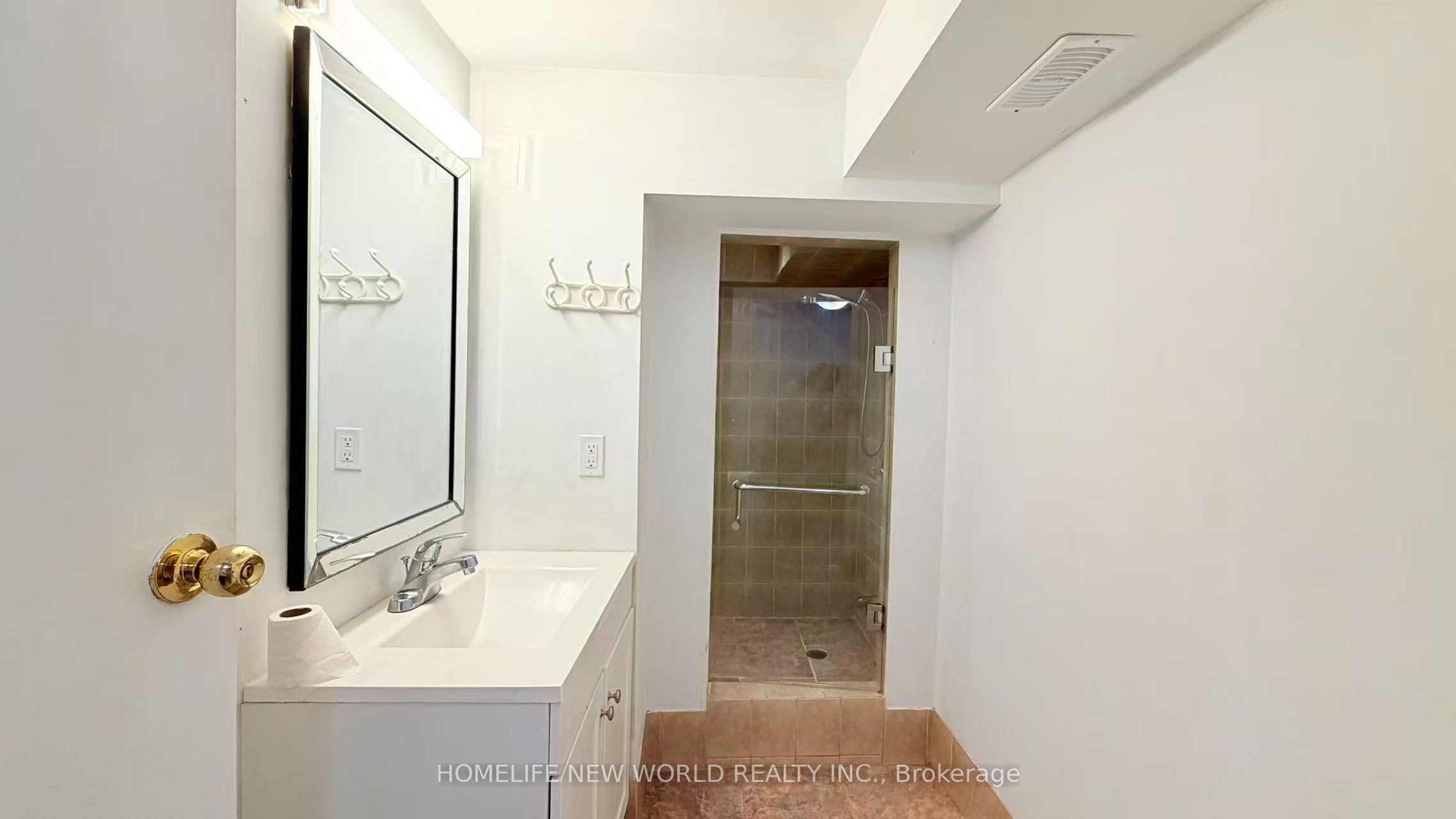 385 Marybay Crescent Bsmt Unit 1 Property Photo 15