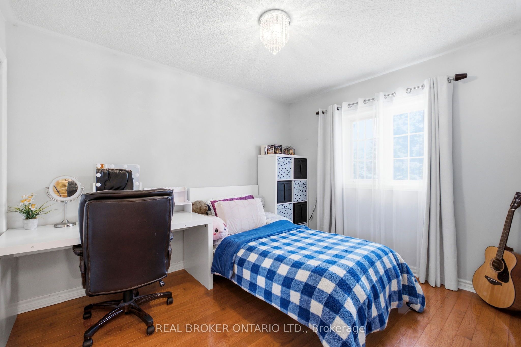 22 October Lane Property Photo 19