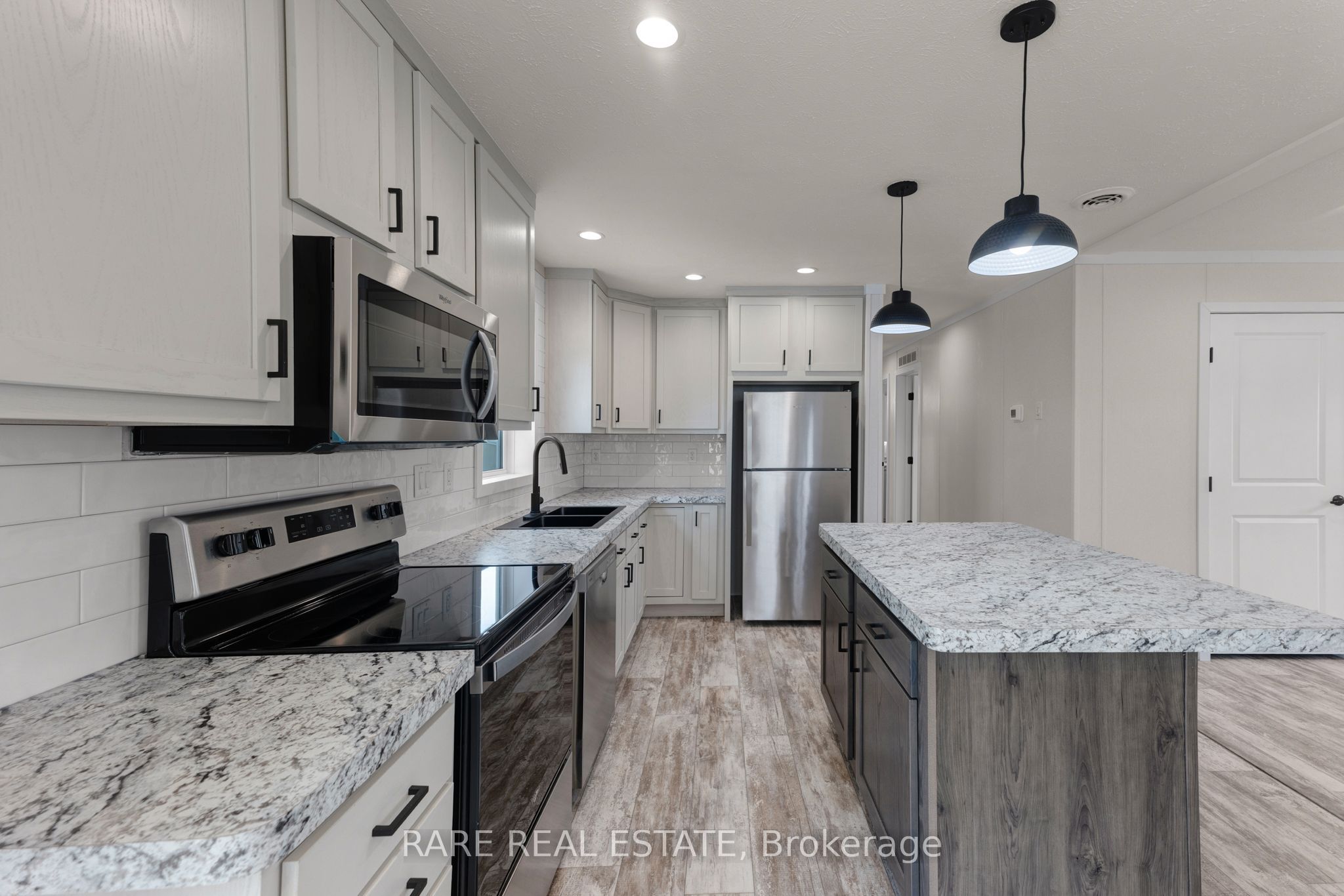 76 Linden Lane Property Photo 11